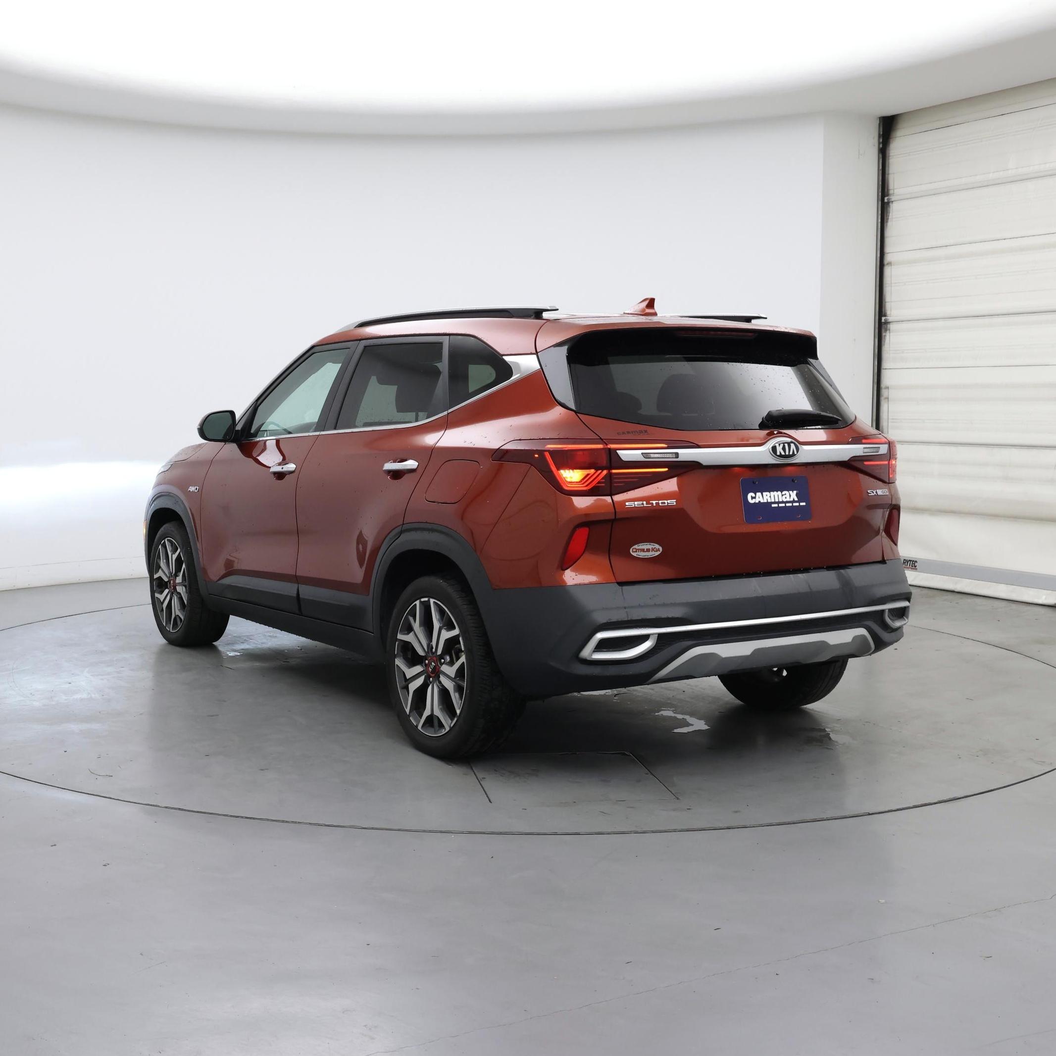 Thumbnail: 2021 Kia Seltos - 2