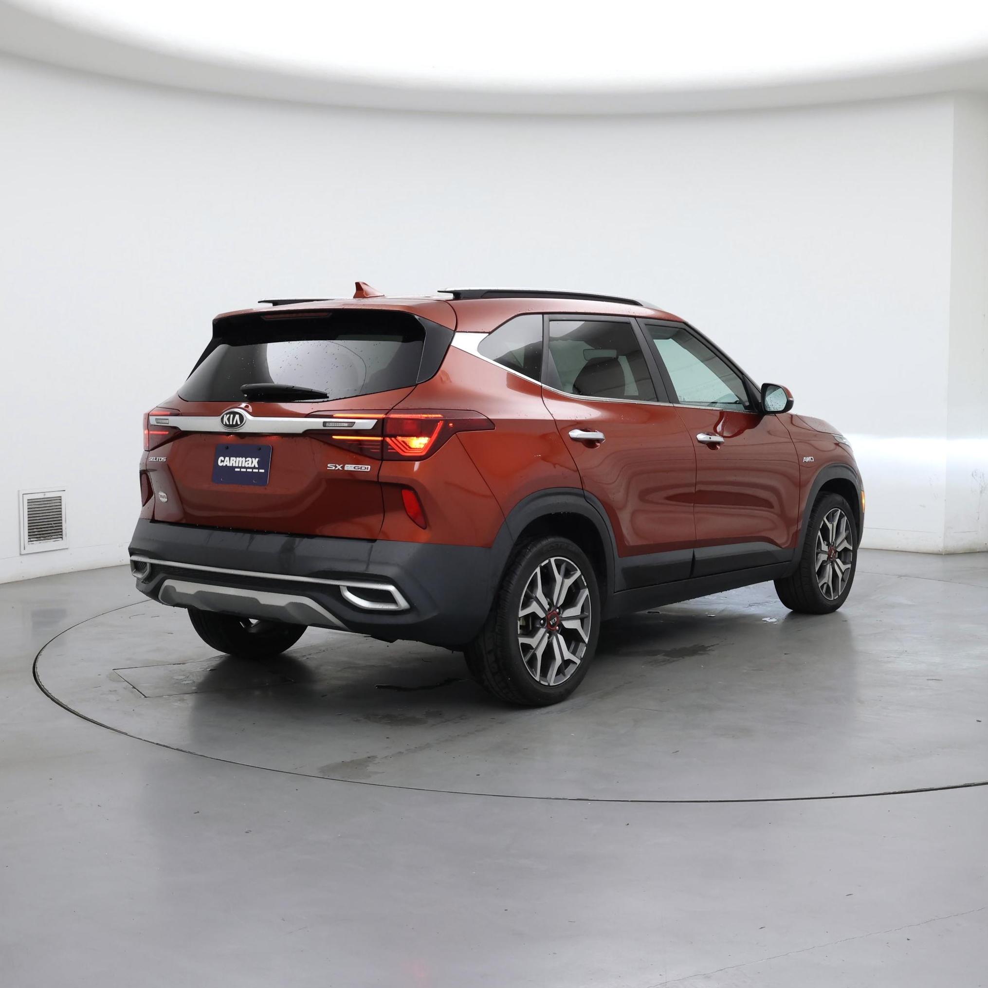 Thumbnail: 2021 Kia Seltos - 8