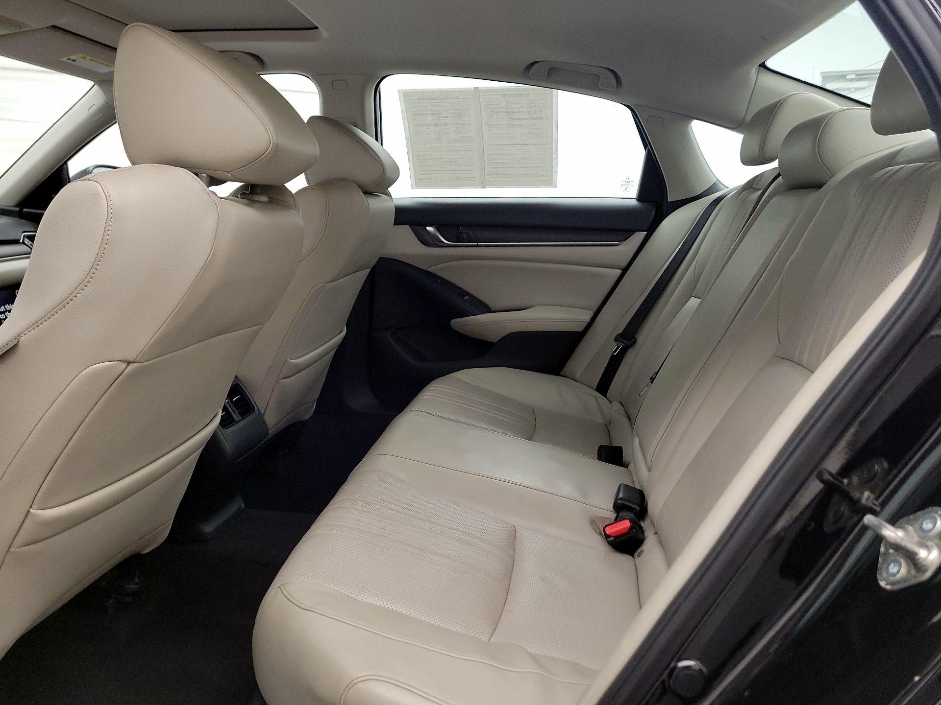 Thumbnail: 2018 Honda Accord - 19