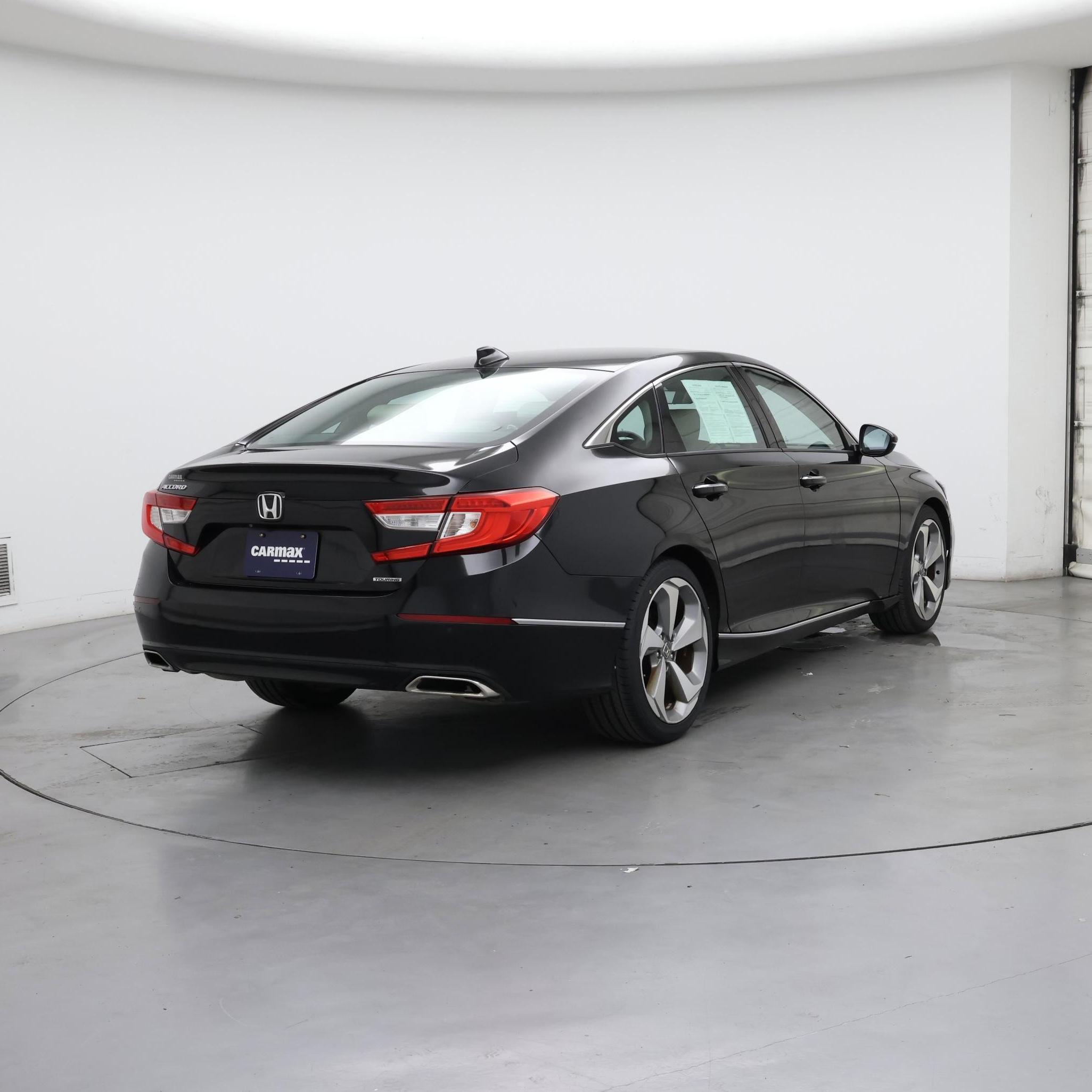 Thumbnail: 2018 Honda Accord - 8