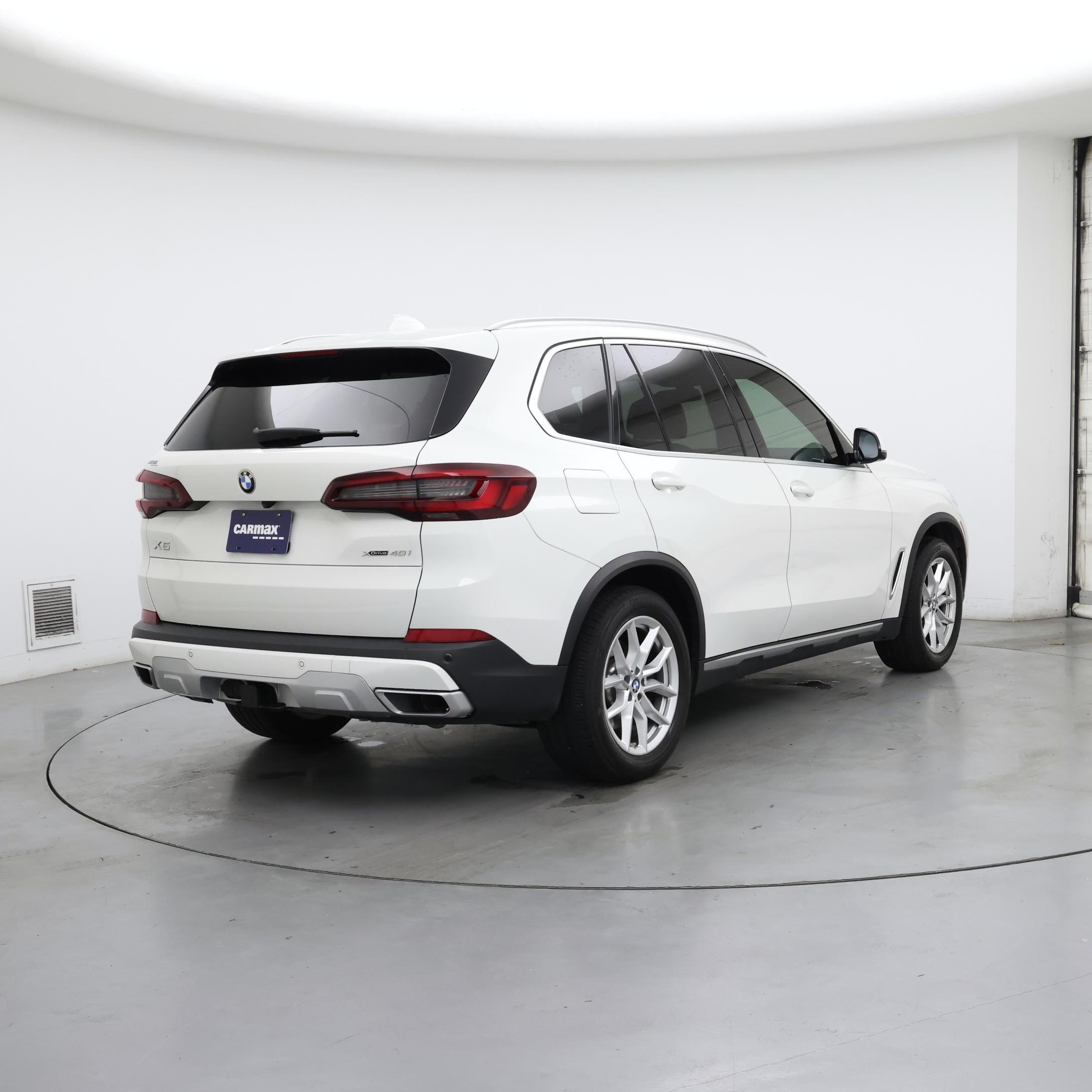 Thumbnail: 2021 BMW X5 - 8