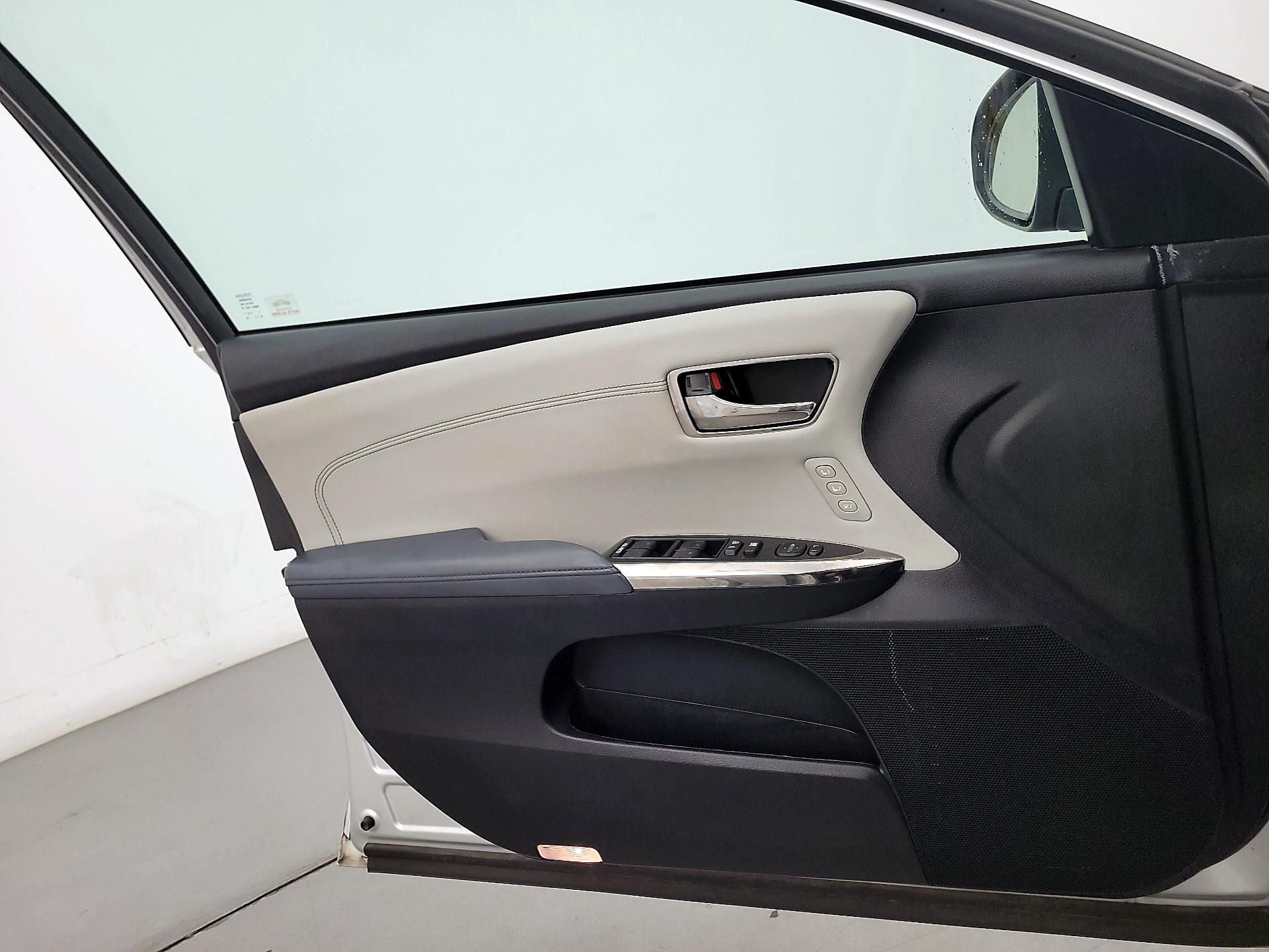 Thumbnail: 2014 Toyota Avalon - 12