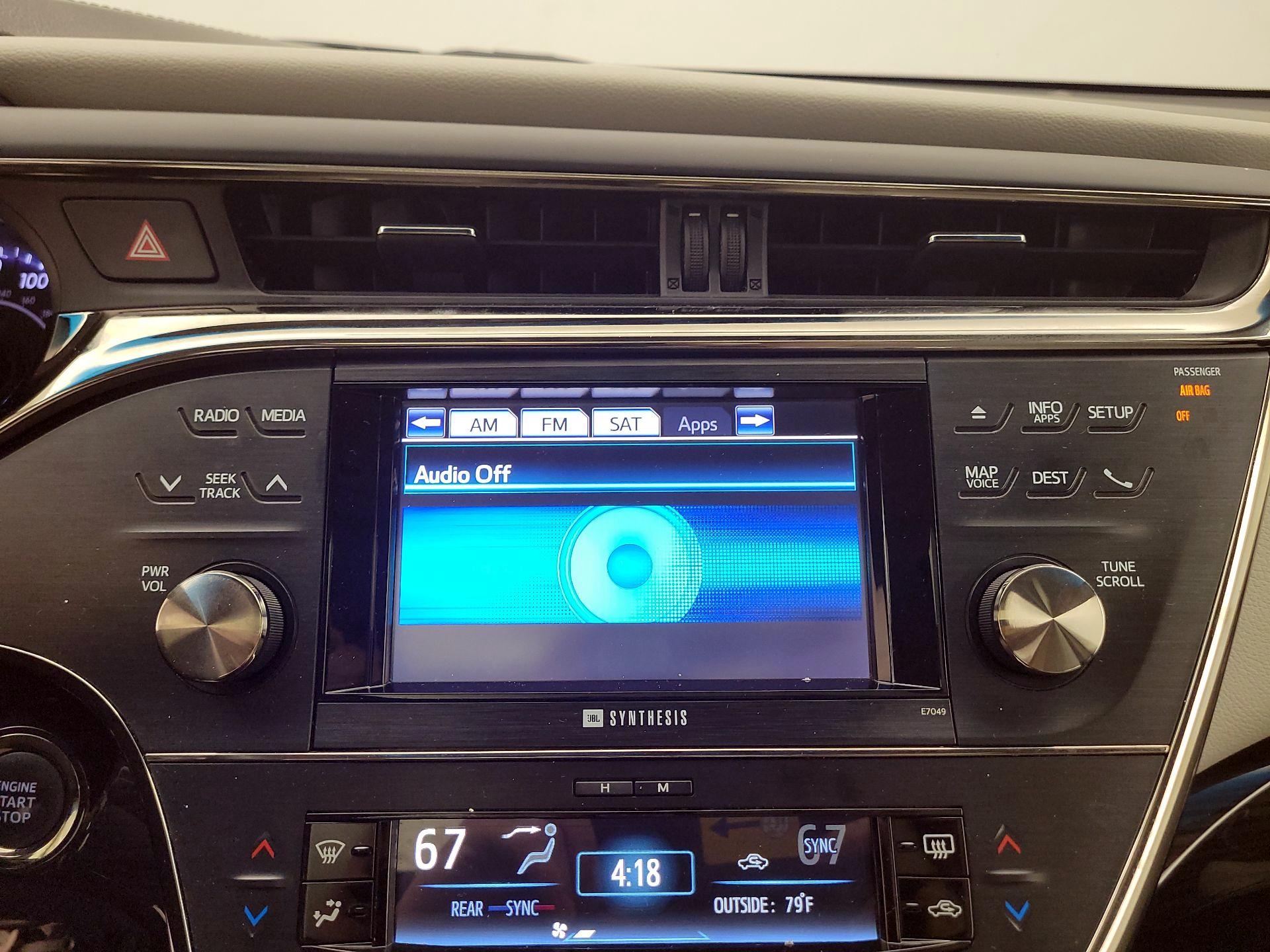 Thumbnail: 2014 Toyota Avalon - 16