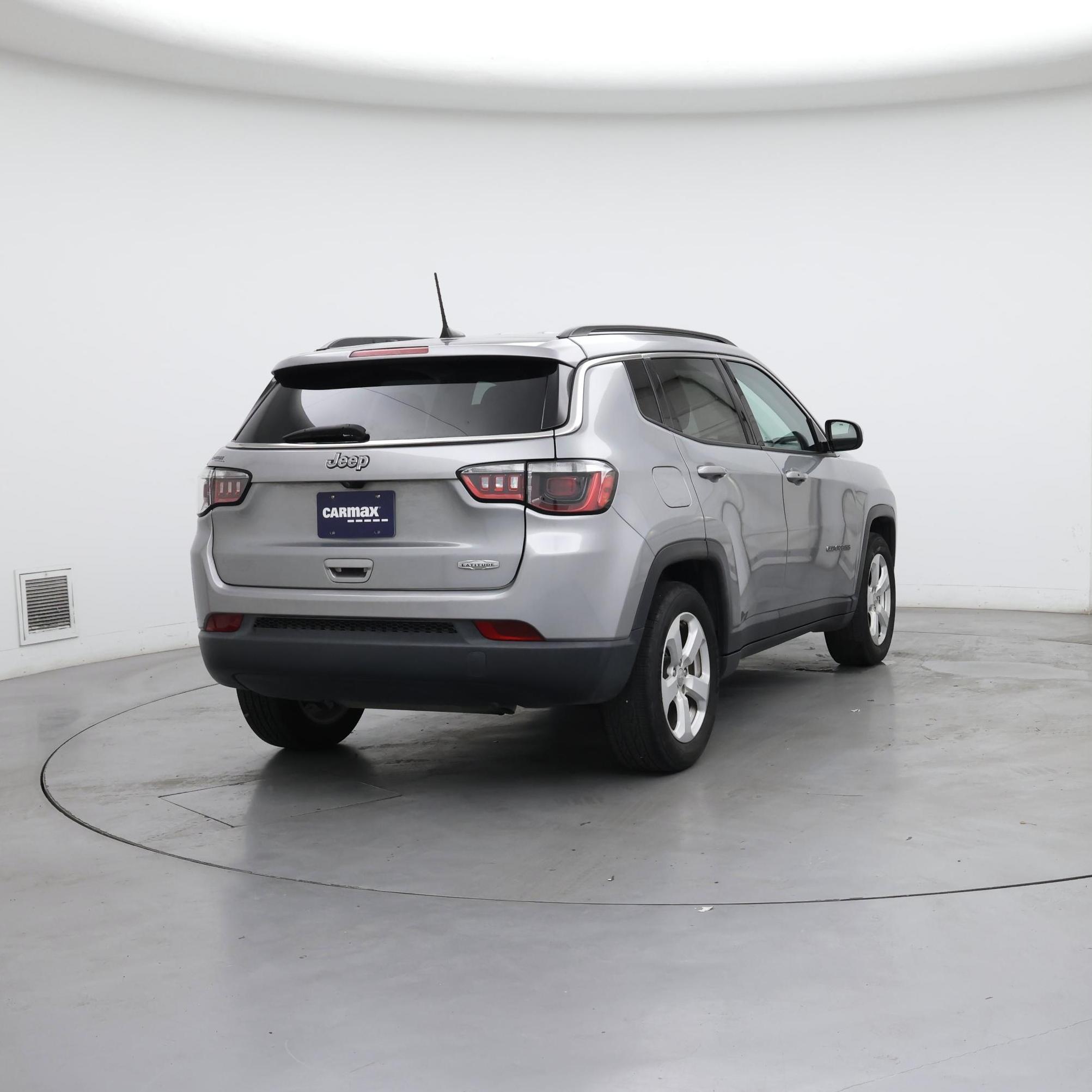 Thumbnail: 2021 Jeep Compass - 8