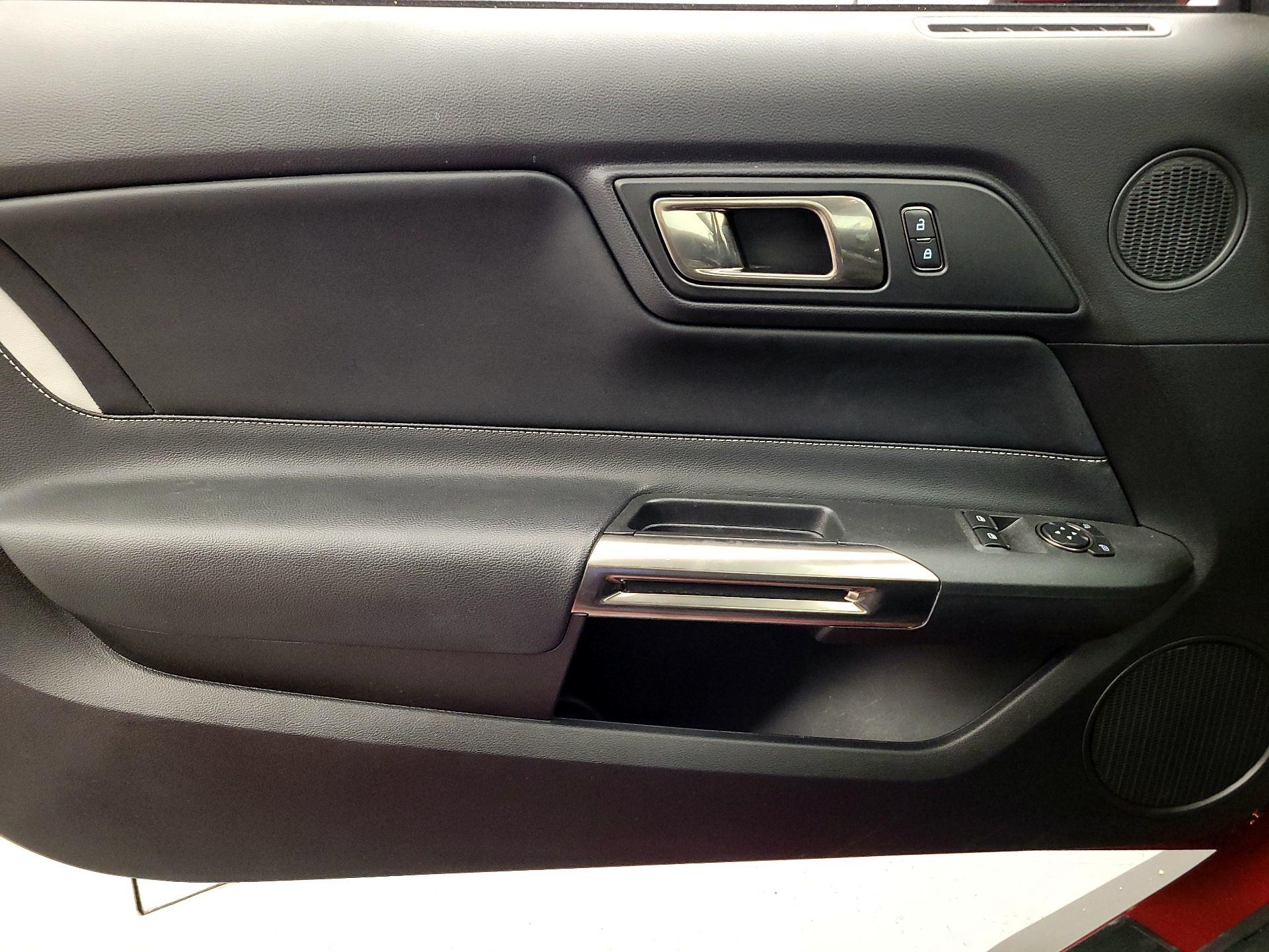 Thumbnail: 2020 Ford Mustang - 12