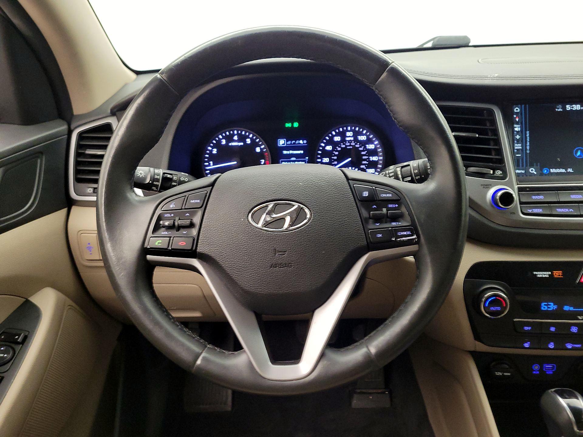 Thumbnail: 2018 Hyundai Tucson - 10