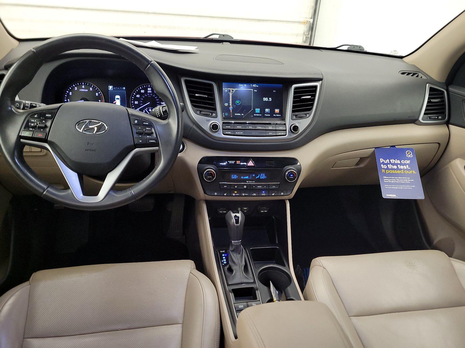 Thumbnail: 2016 Hyundai Tucson - 9