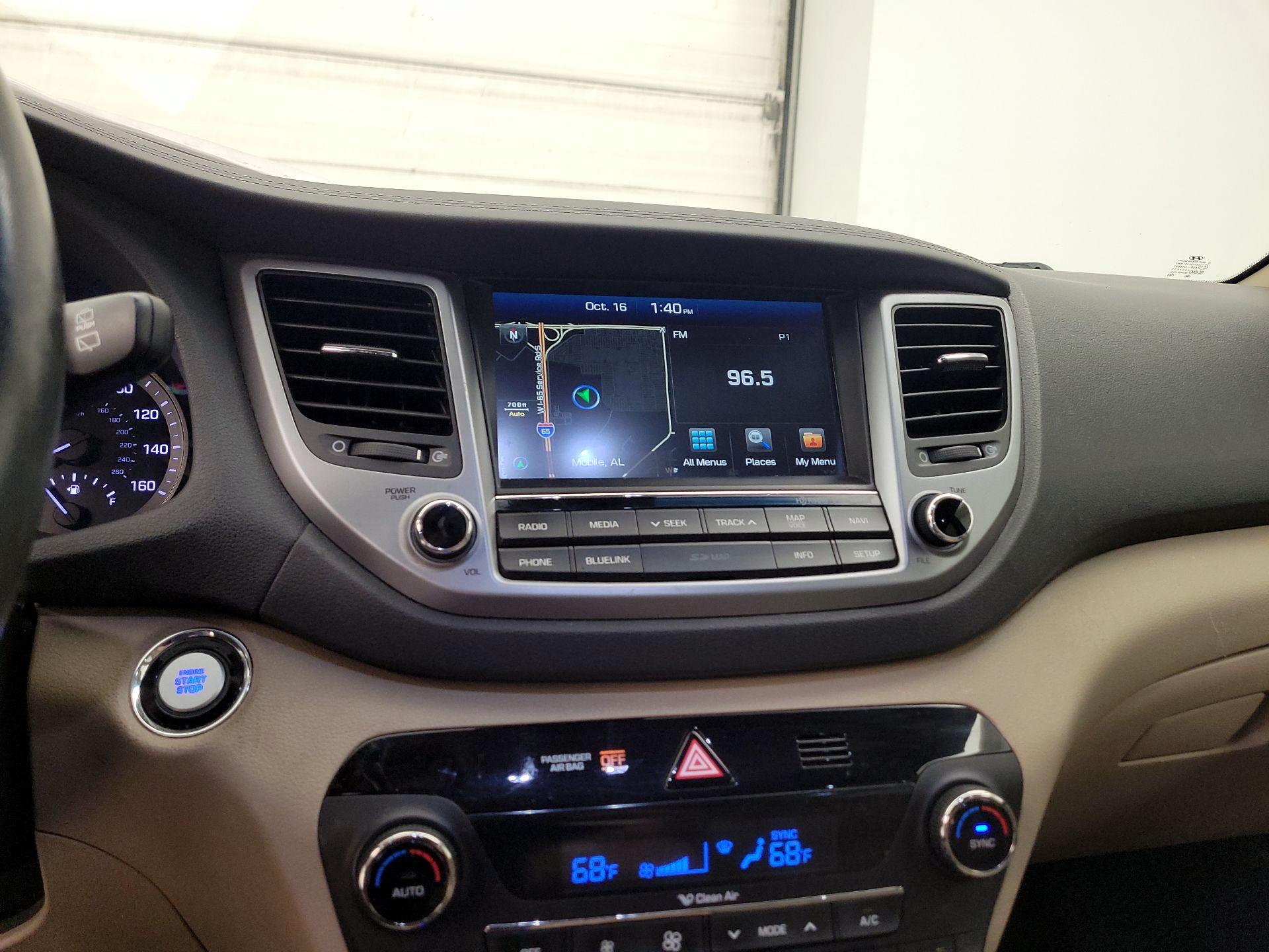 Thumbnail: 2016 Hyundai Tucson - 14