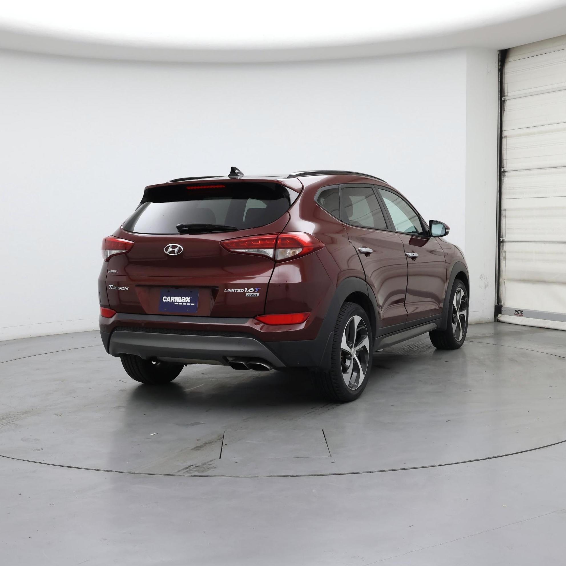 Thumbnail: 2016 Hyundai Tucson - 8