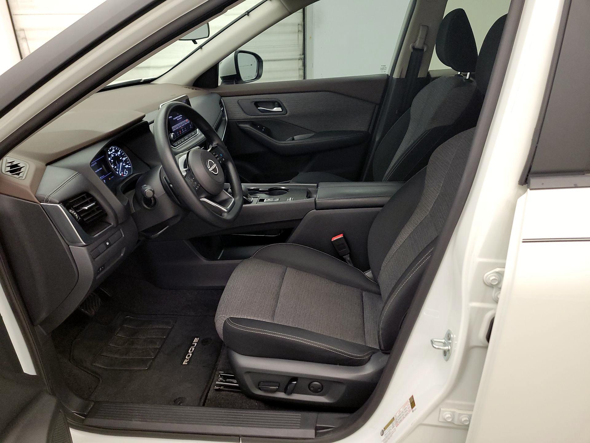 Thumbnail: 2023 Nissan Rogue - 11