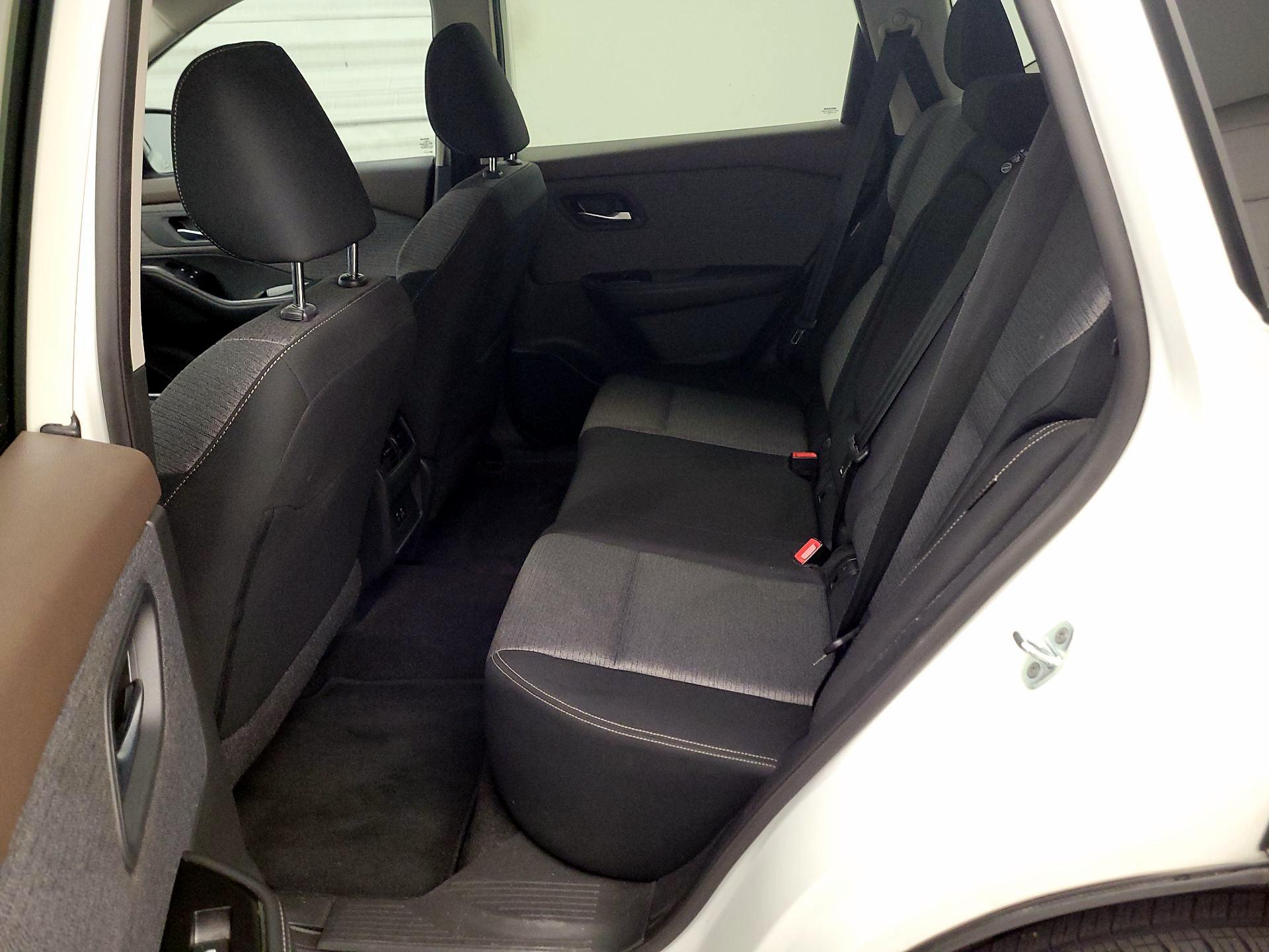 Thumbnail: 2023 Nissan Rogue - 19