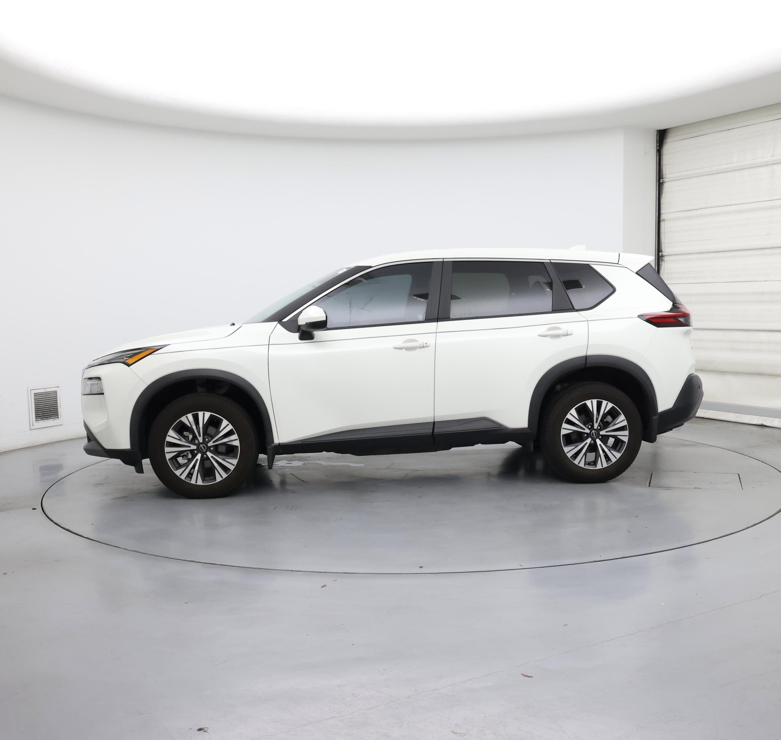 Thumbnail: 2023 Nissan Rogue - 3