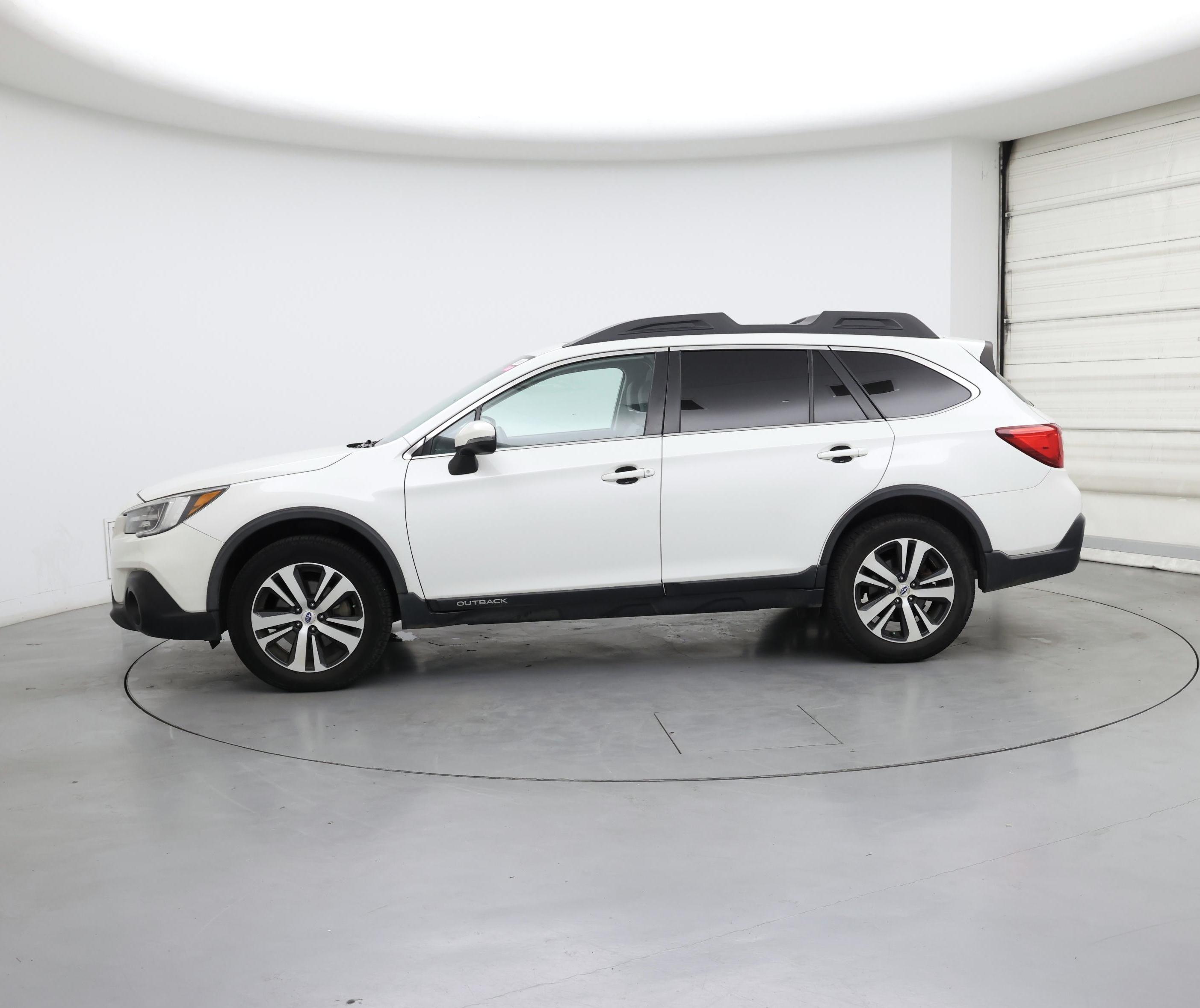 Thumbnail: 2019 Subaru Outback - 3