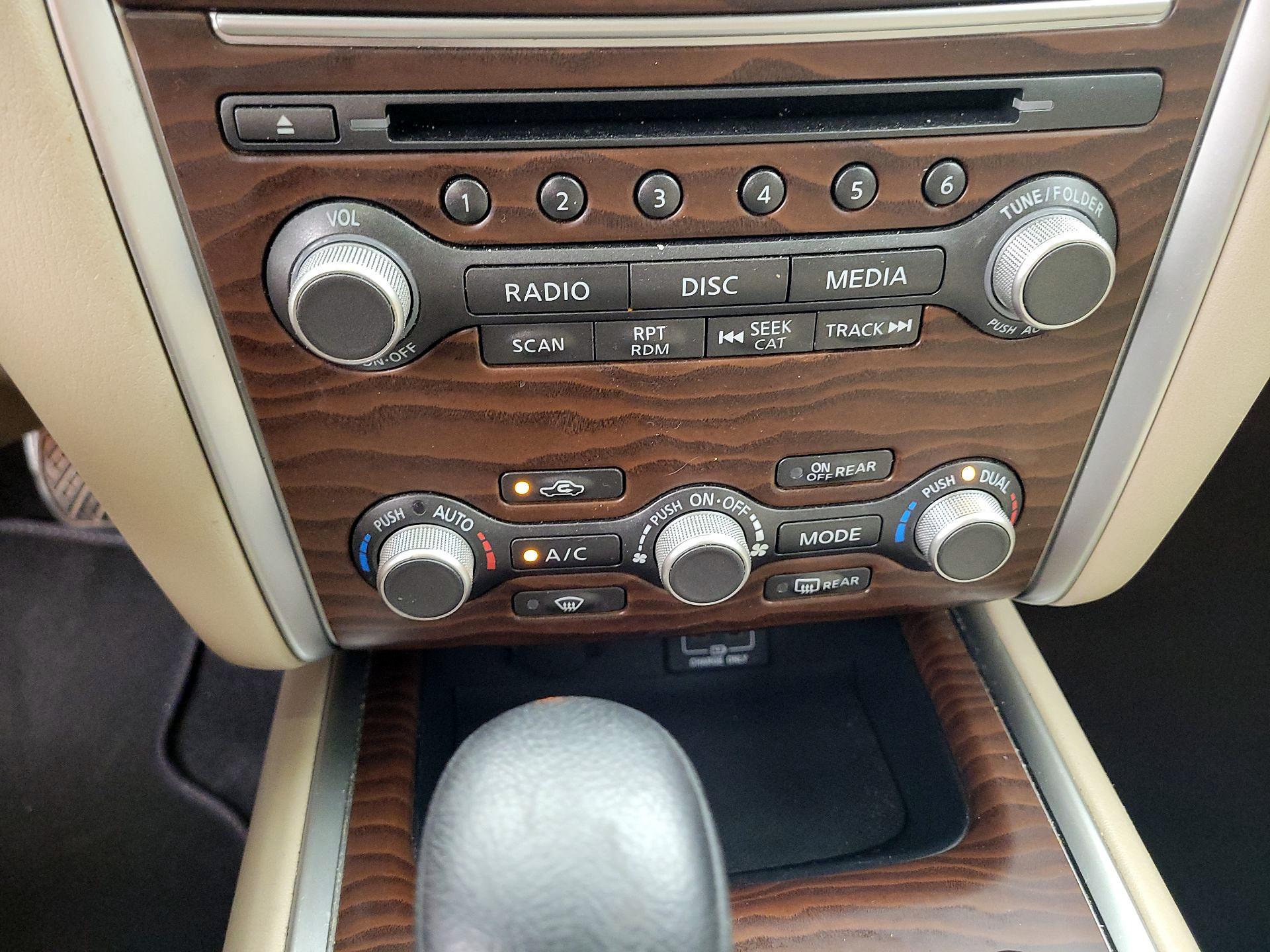 Thumbnail: 2018 Nissan Pathfinder - 16