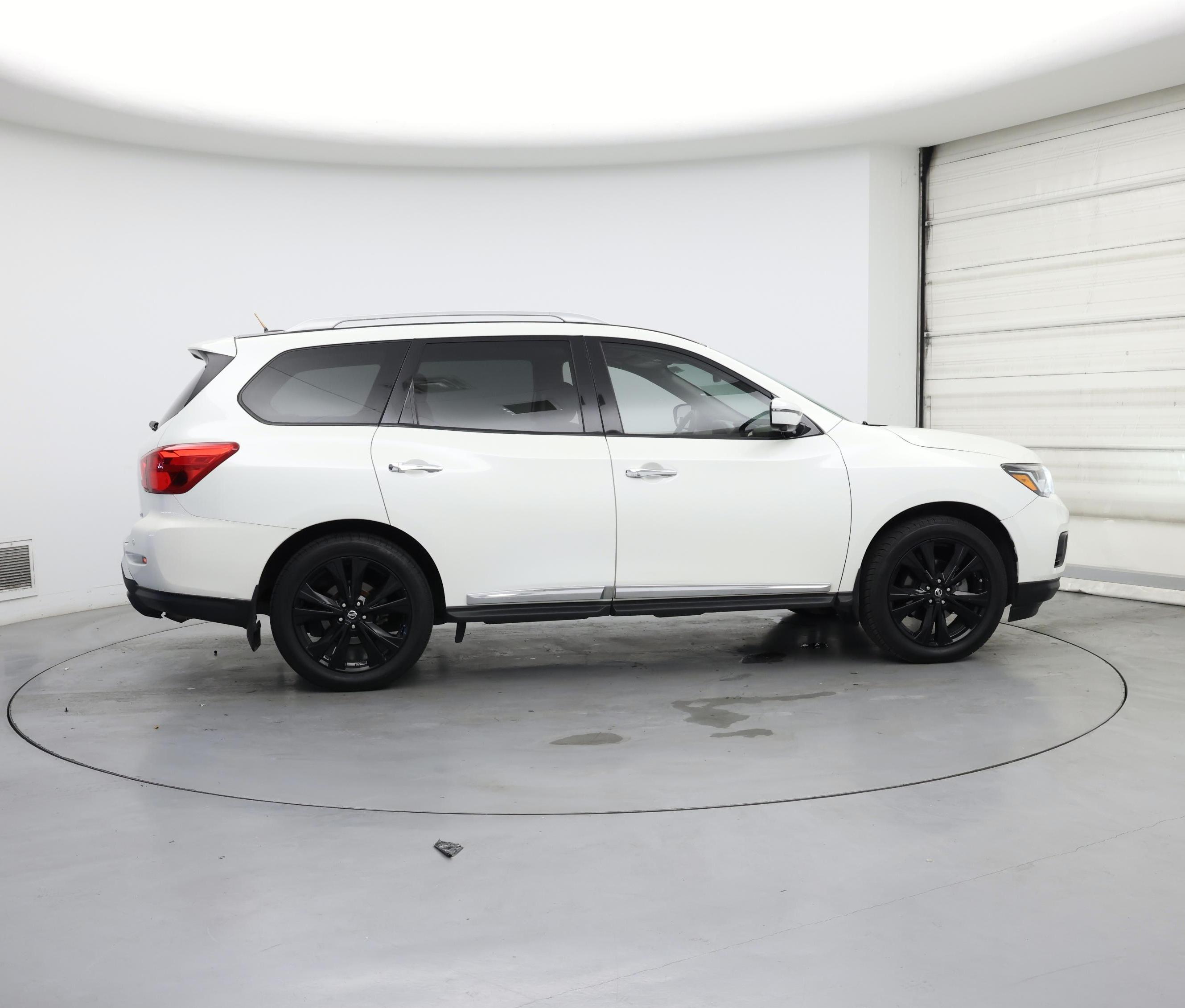 Thumbnail: 2018 Nissan Pathfinder - 7