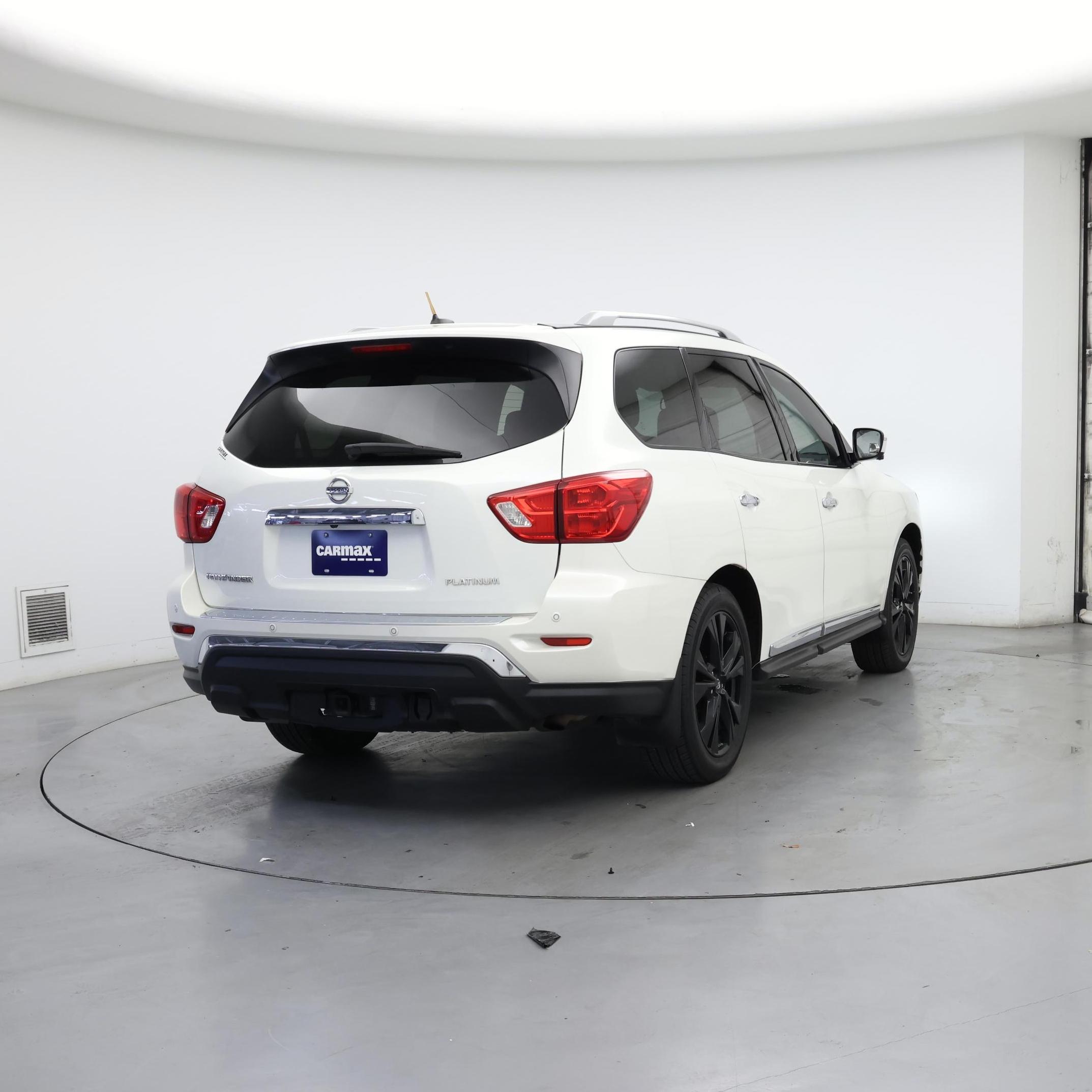 Thumbnail: 2018 Nissan Pathfinder - 8