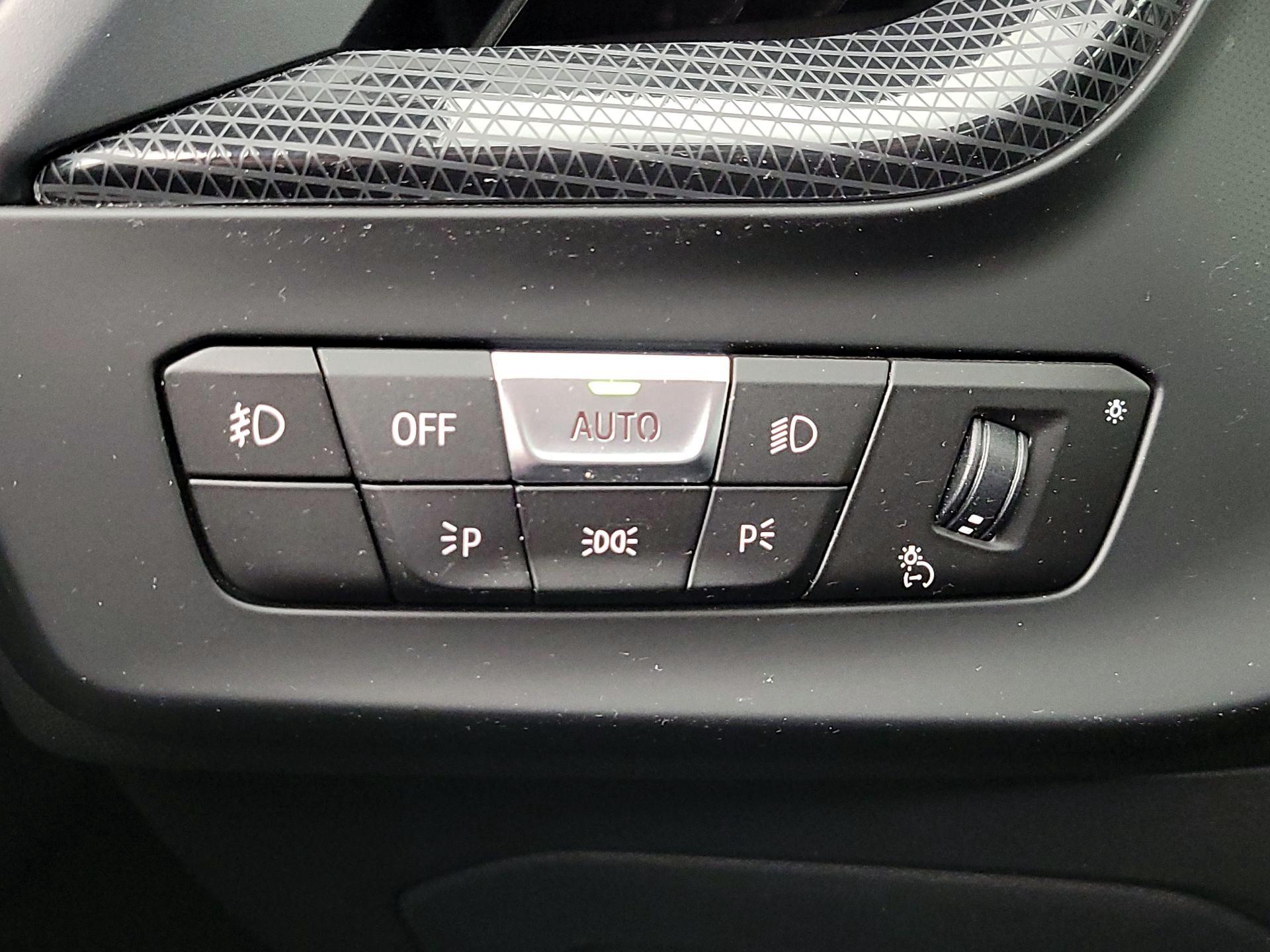 Thumbnail: 2021 BMW 2 Series - 13