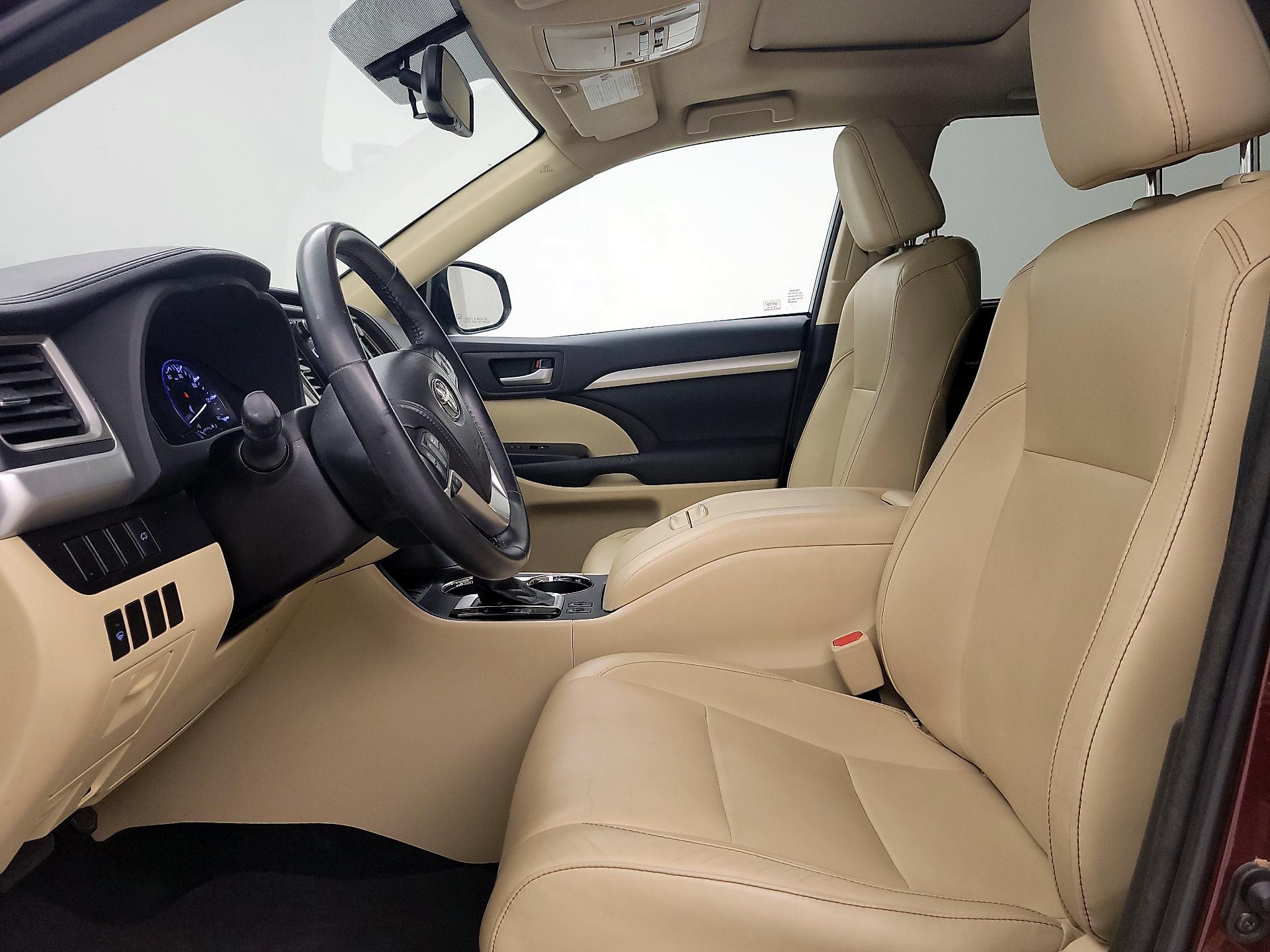 Thumbnail: 2014 Toyota Highlander - 11