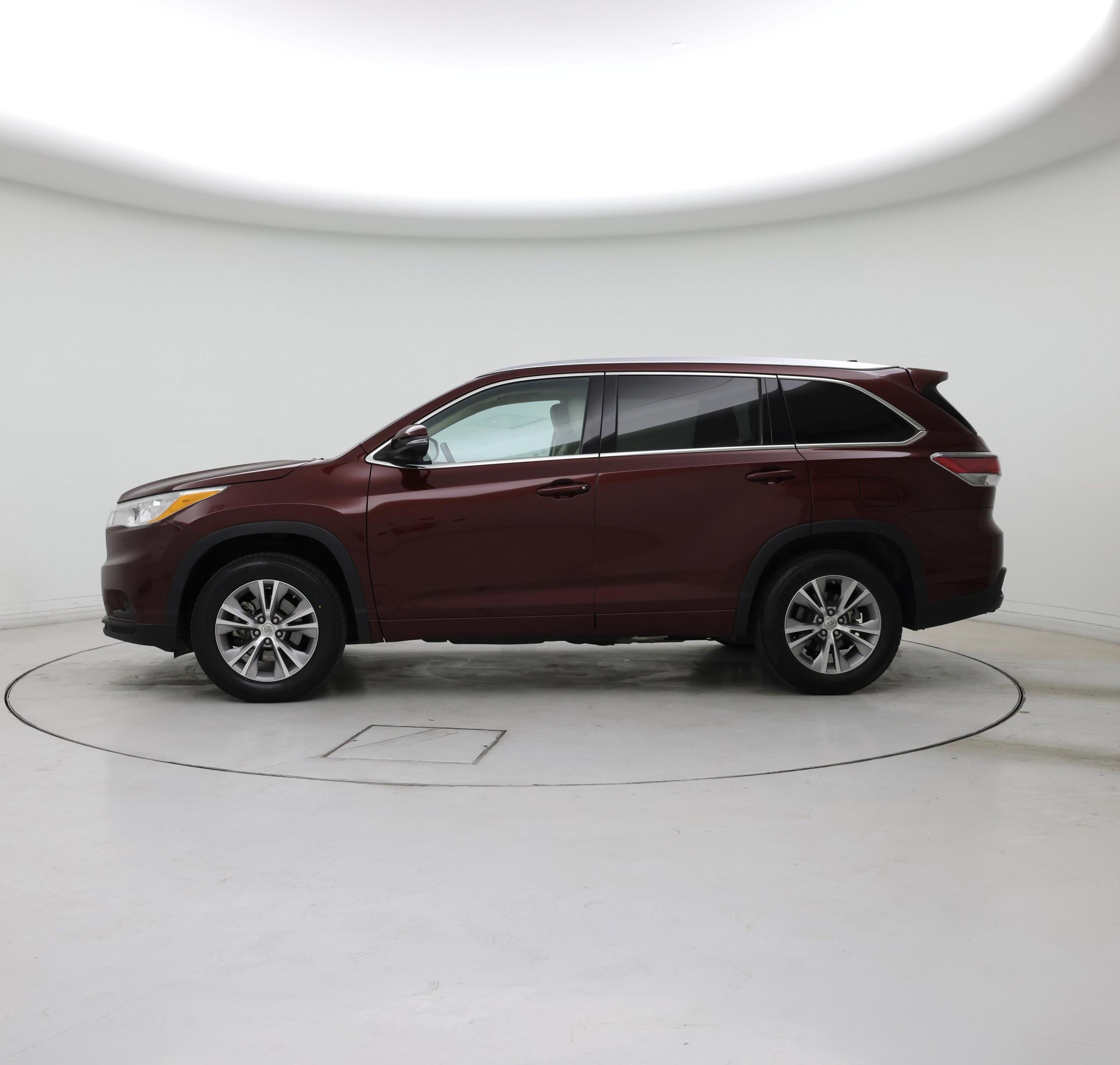 Thumbnail: 2014 Toyota Highlander - 3