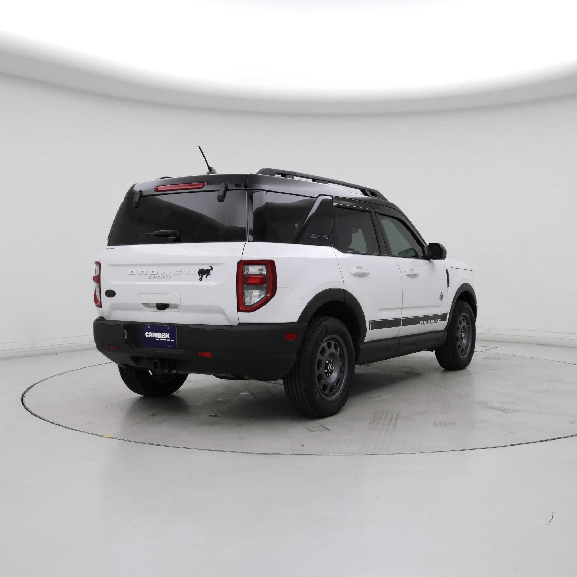 Thumbnail: 2023 Ford Bronco Sport - 8