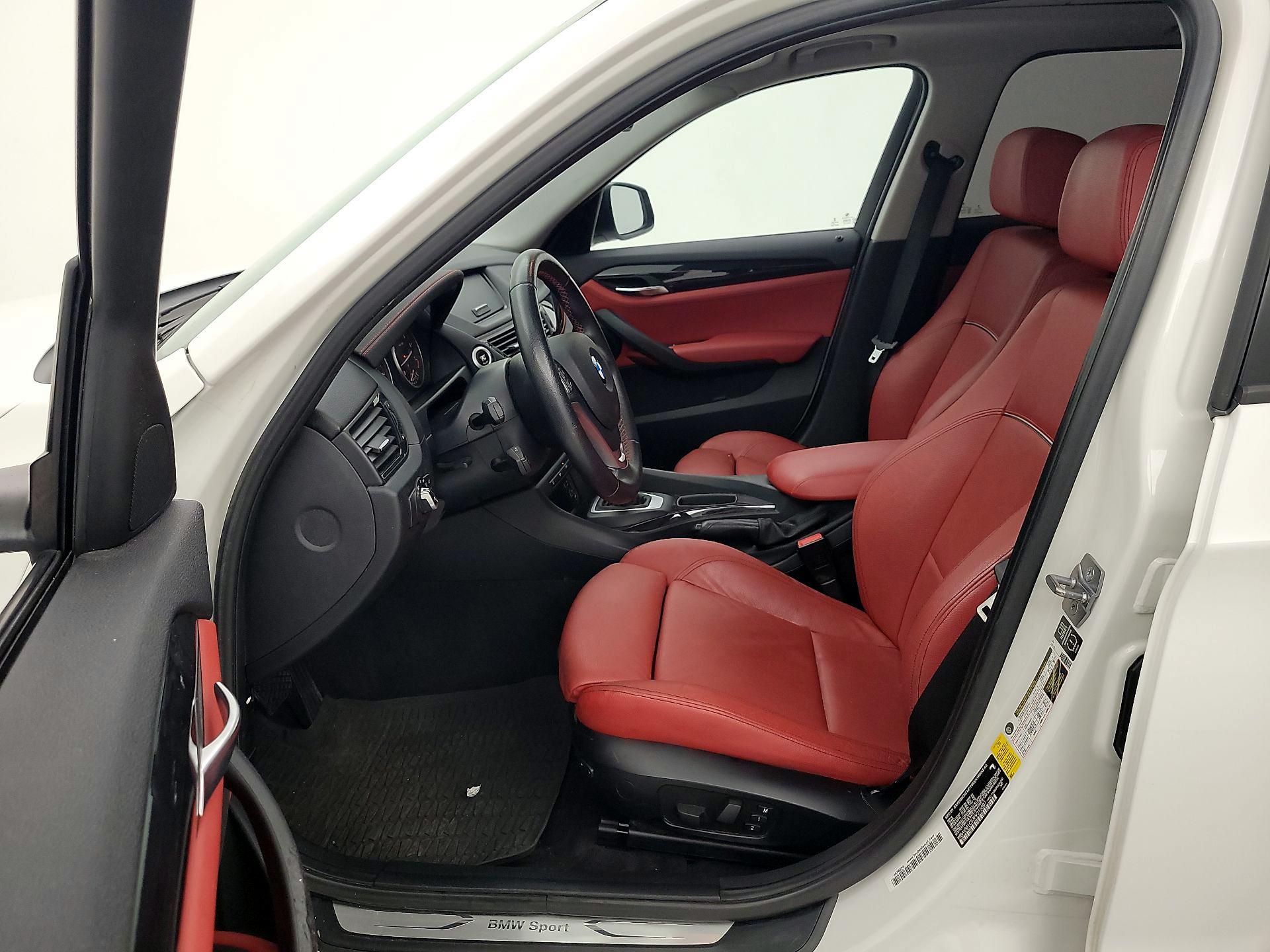 Thumbnail: 2015 BMW X1 - 11