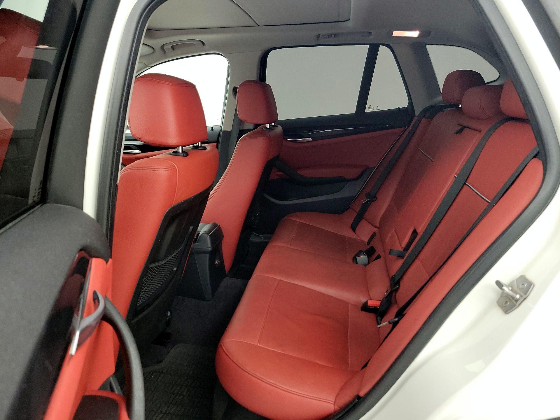 Thumbnail: 2015 BMW X1 - 19