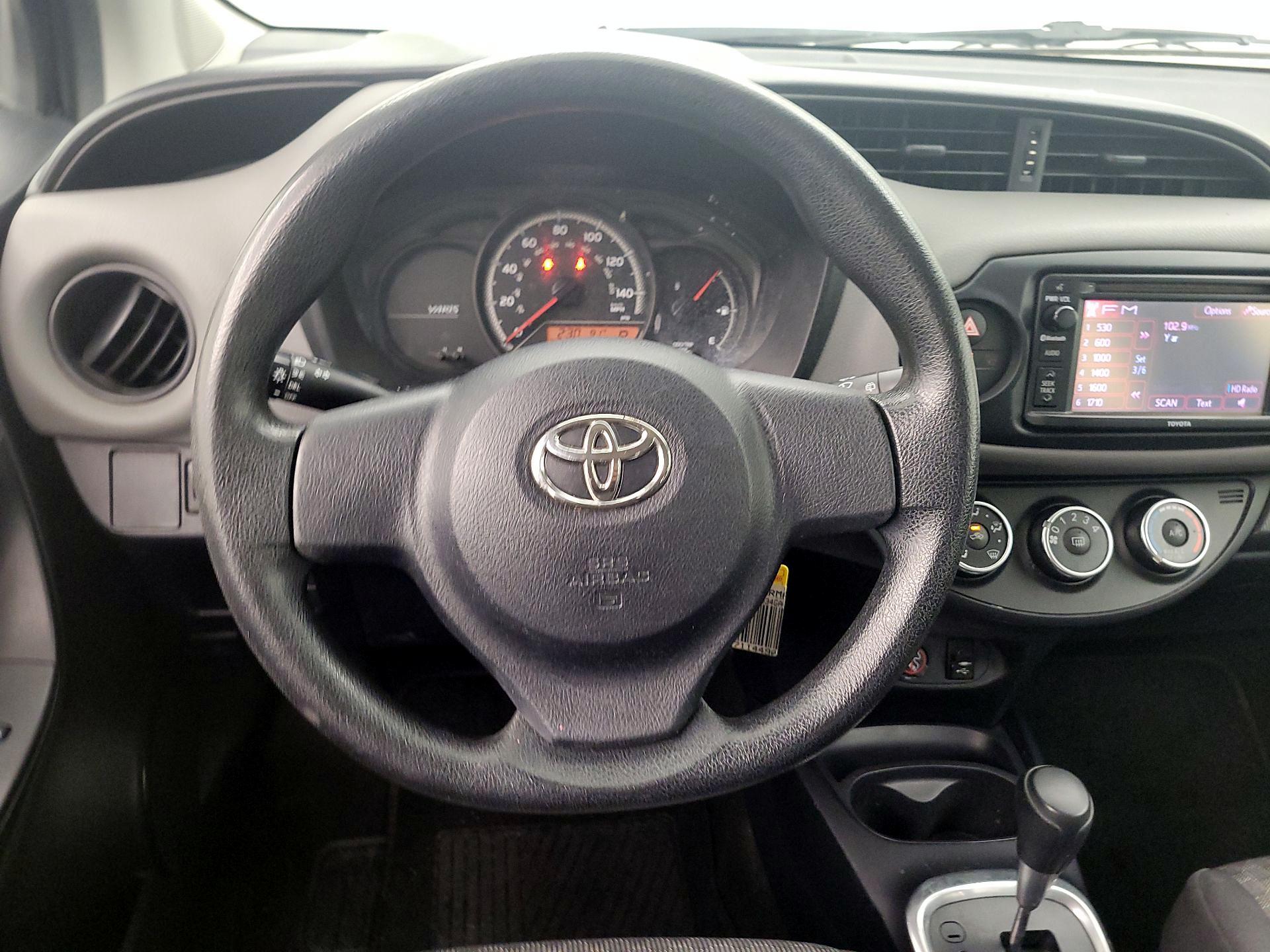 Thumbnail: 2016 Toyota Yaris - 10