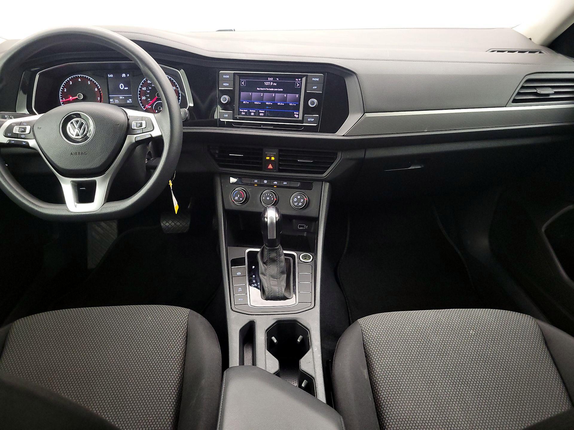Thumbnail: 2019 Volkswagen Jetta - 9