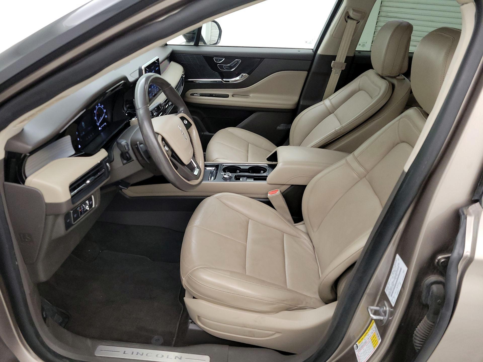 Thumbnail: 2020 Lincoln Corsair - 11