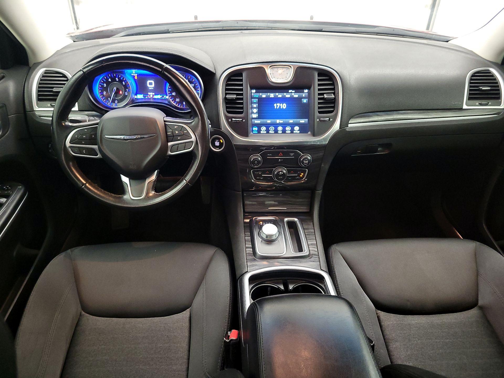 Thumbnail: 2020 Chrysler 300 - 9