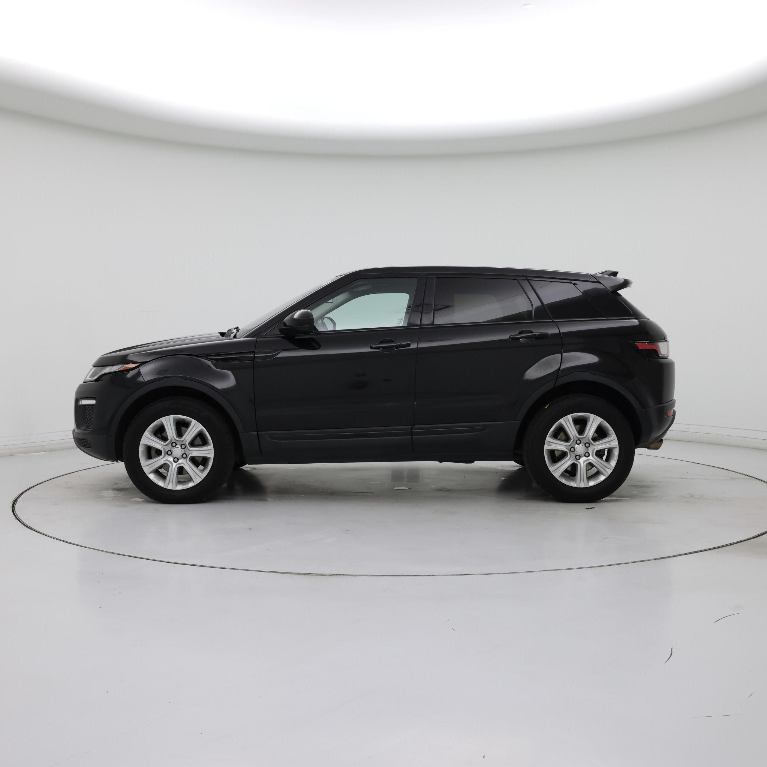 Thumbnail: 2017 Land Rover Range Rover Evoque - 3