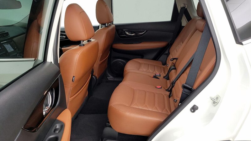 2018 Nissan Rogue SL 21