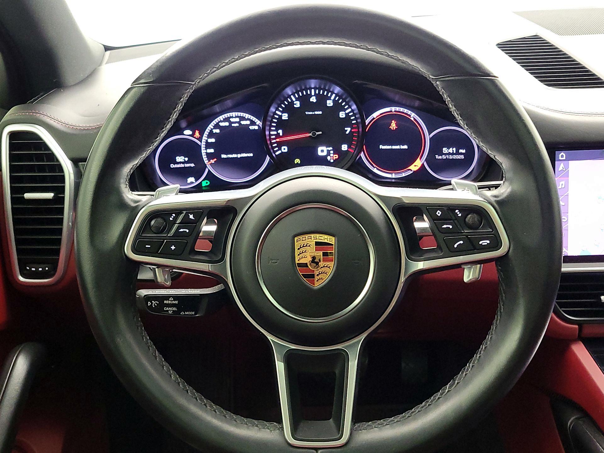 Thumbnail: 2019 Porsche Cayenne - 10