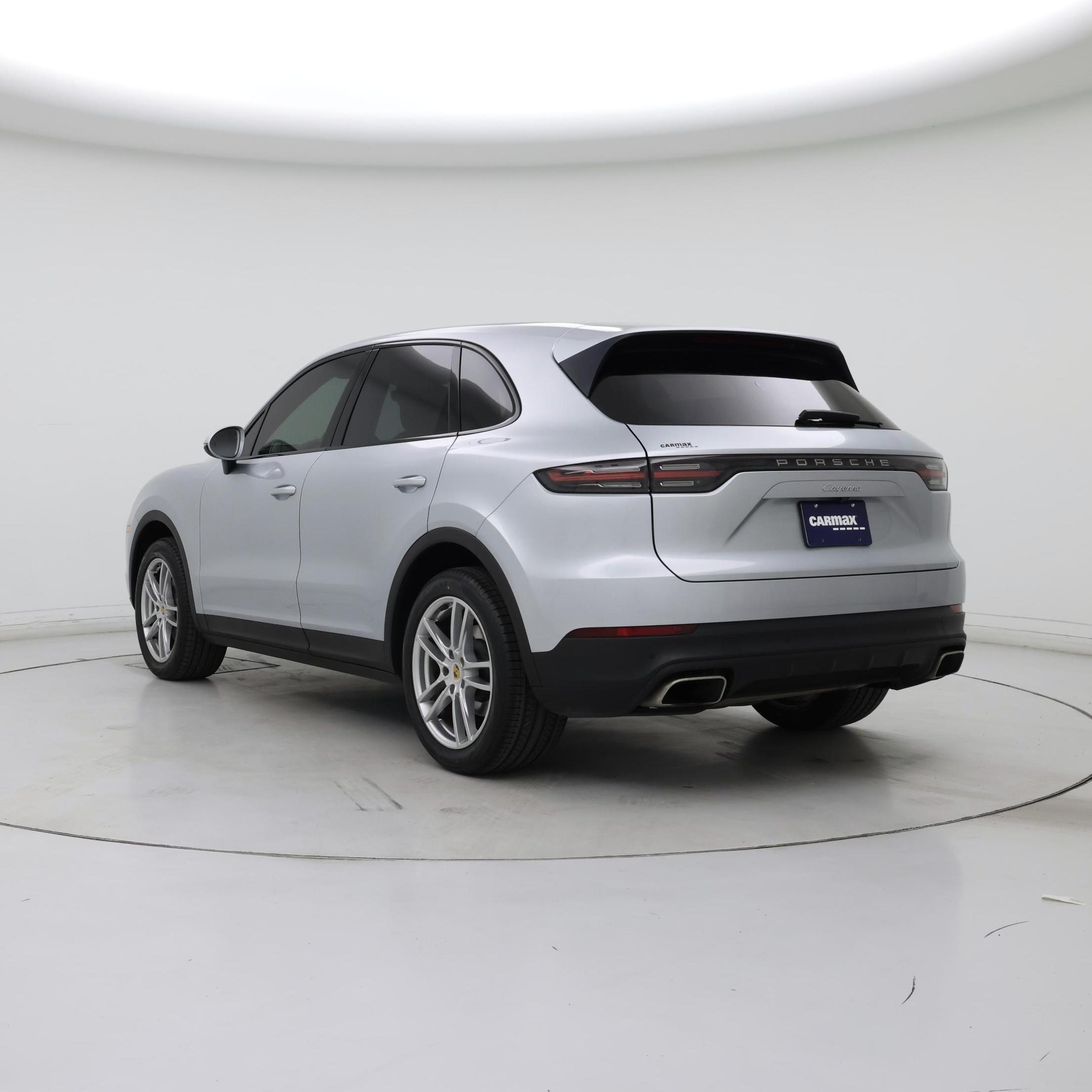 Thumbnail: 2019 Porsche Cayenne - 2