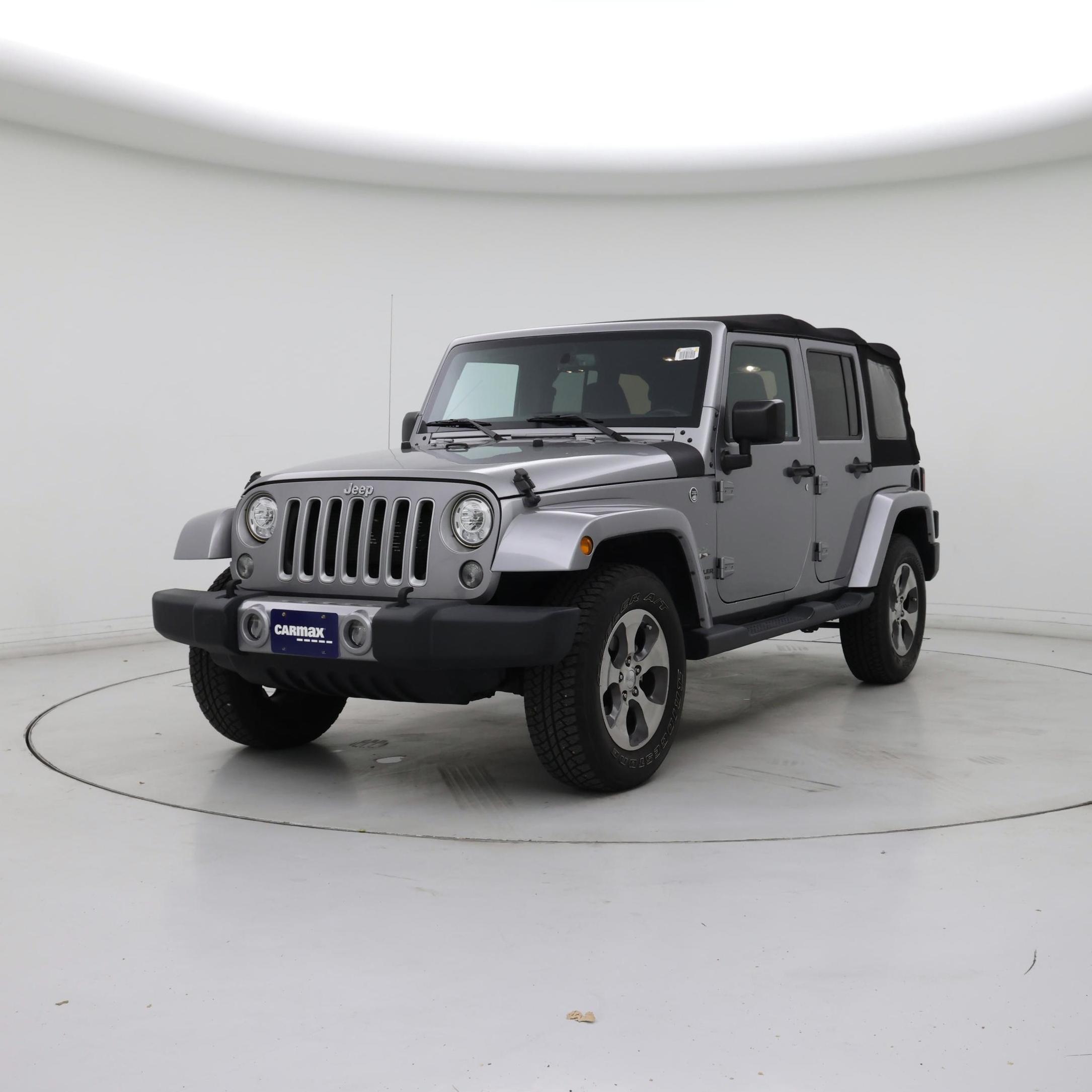 Thumbnail: 2017 Jeep Wrangler - 4