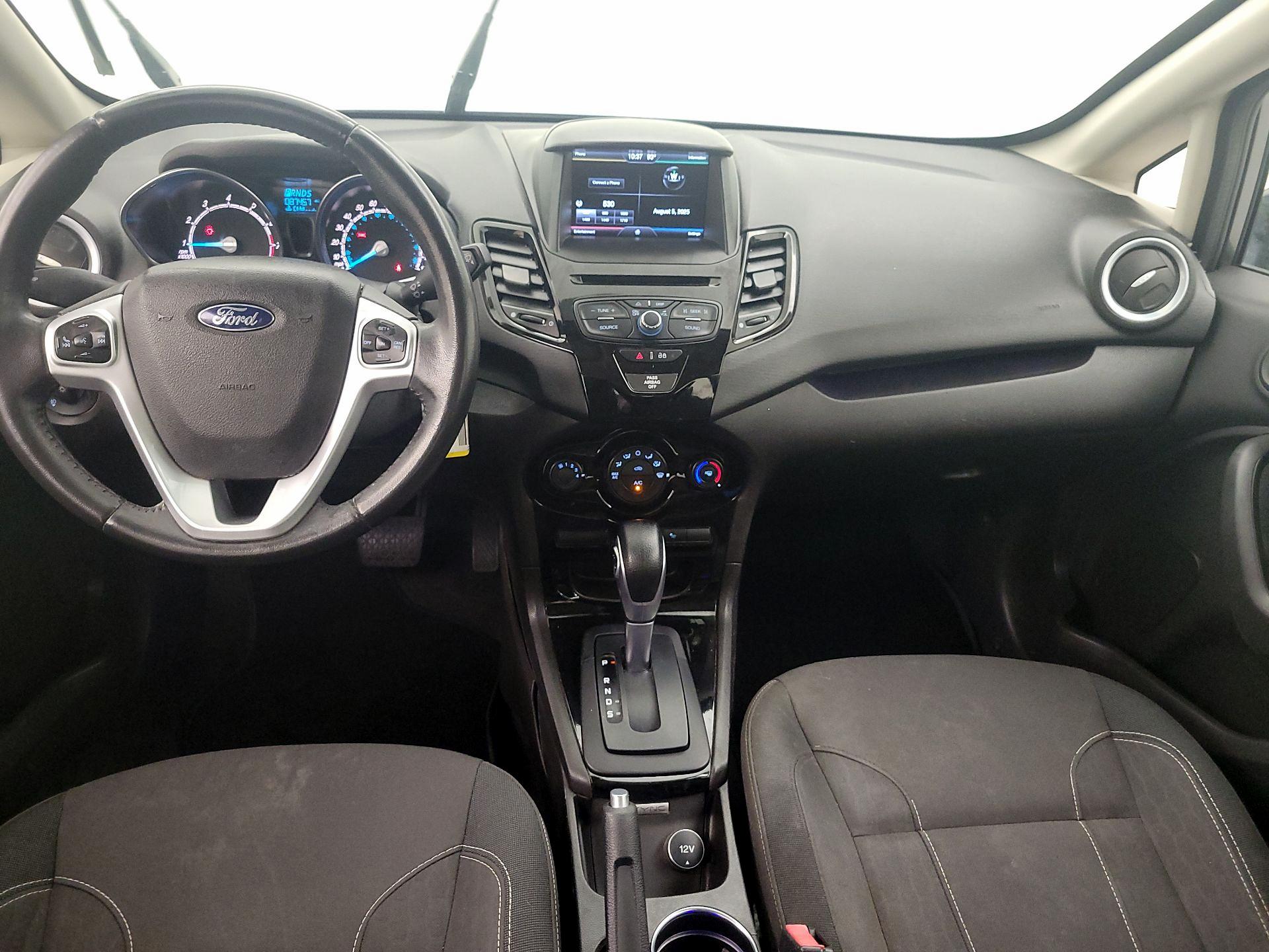 Thumbnail: 2015 Ford Fiesta - 9