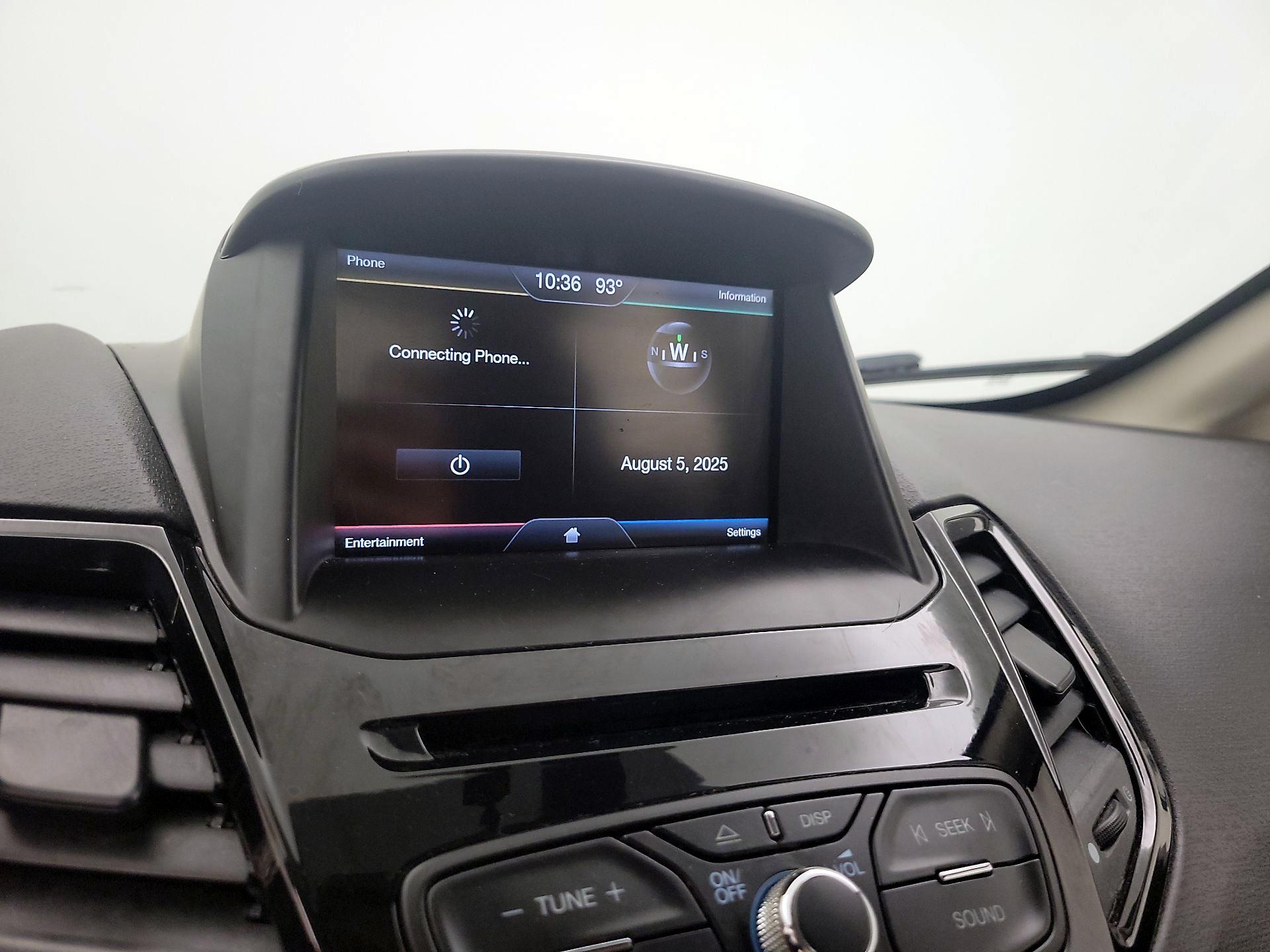 Thumbnail: 2015 Ford Fiesta - 14
