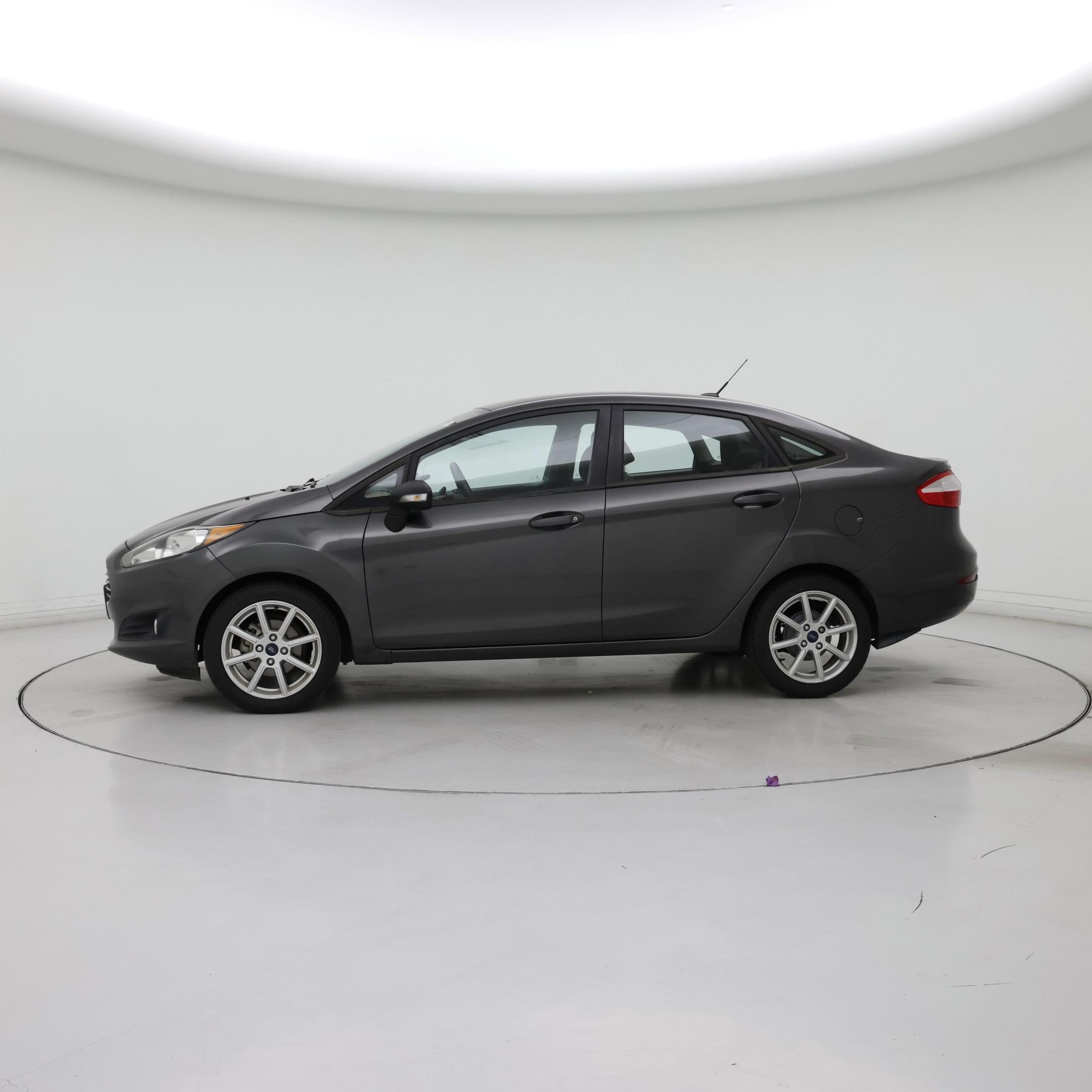 Thumbnail: 2015 Ford Fiesta - 3