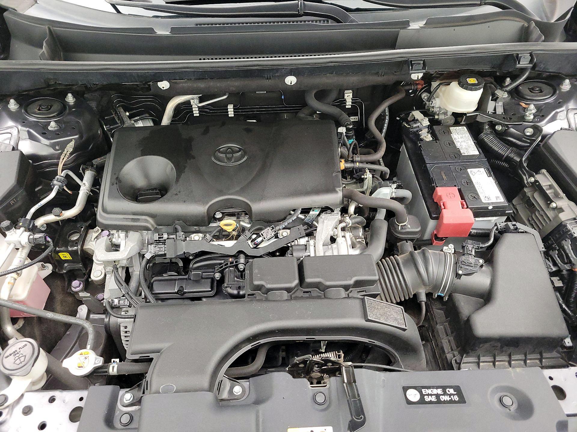 Thumbnail: 2021 Toyota RAV4 - 19