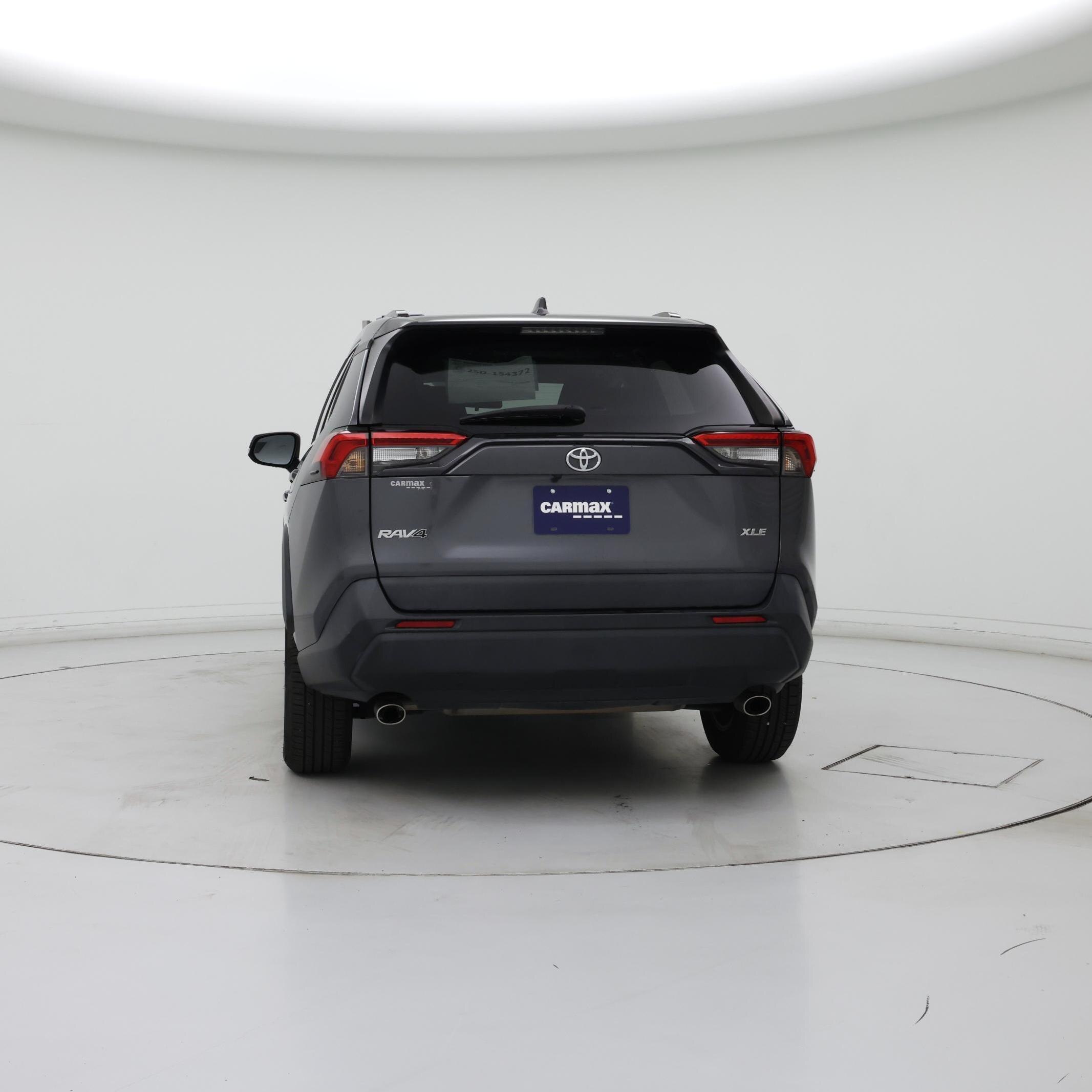 Thumbnail: 2021 Toyota RAV4 - 6