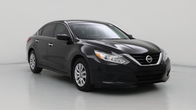 2017 Nissan Altima S Hero Image