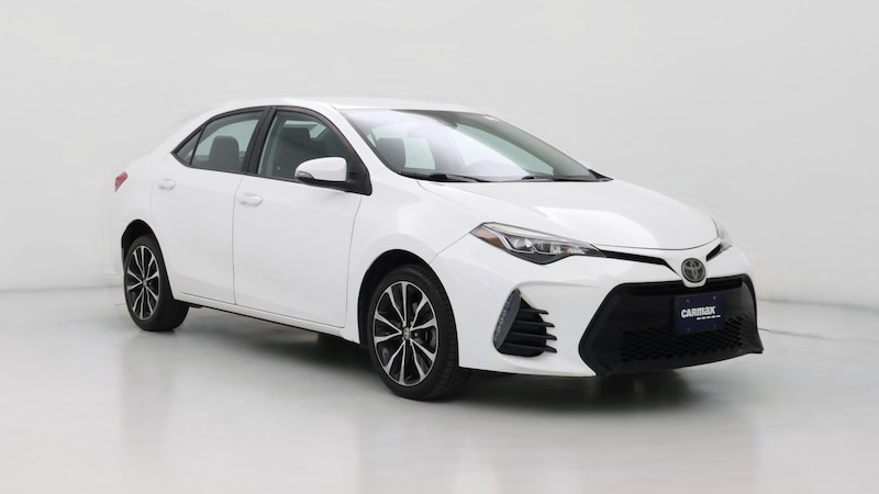 2017 Toyota Corolla SE Hero Image