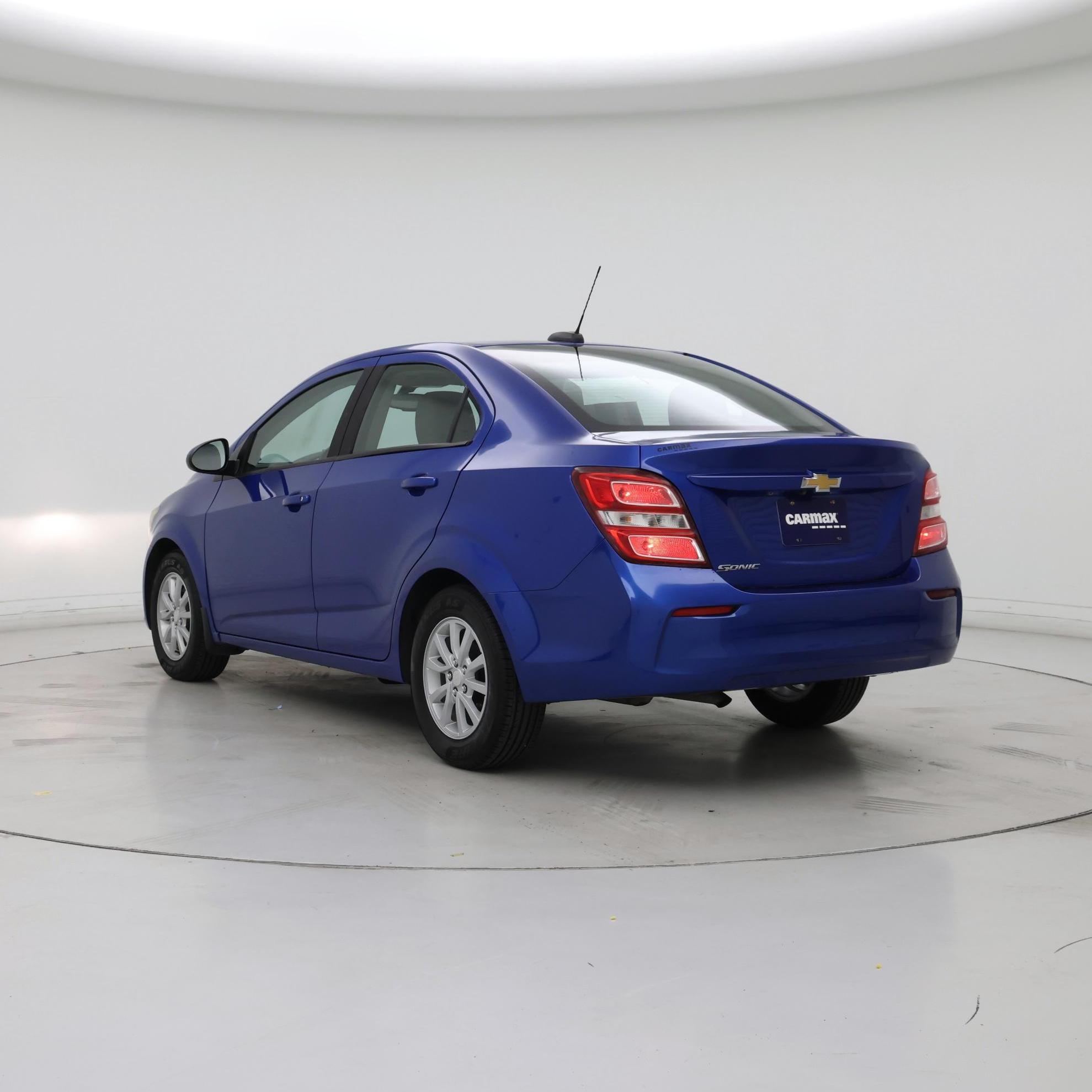Thumbnail: 2017 Chevrolet Sonic - 2