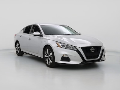 Gray 2022 Nissan Altima SV