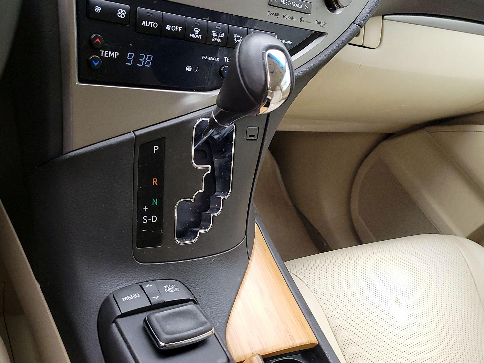 Thumbnail: 2015 Lexus RX - 18