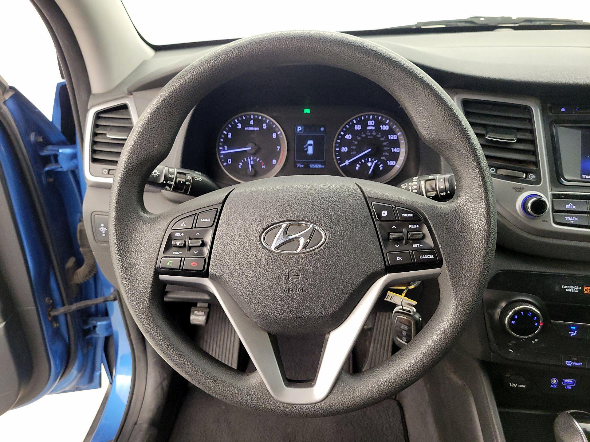 Thumbnail: 2017 Hyundai Tucson - 10