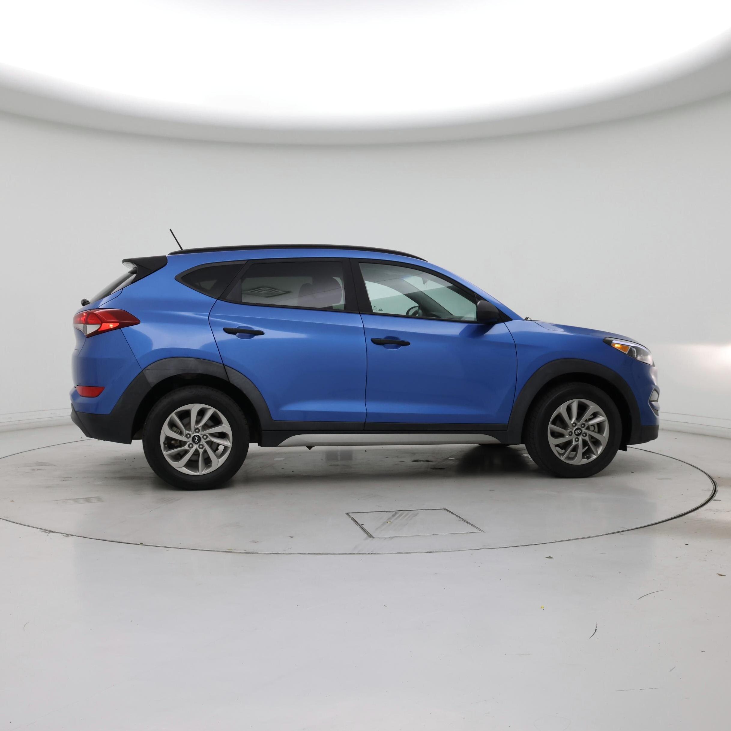 Thumbnail: 2017 Hyundai Tucson - 7