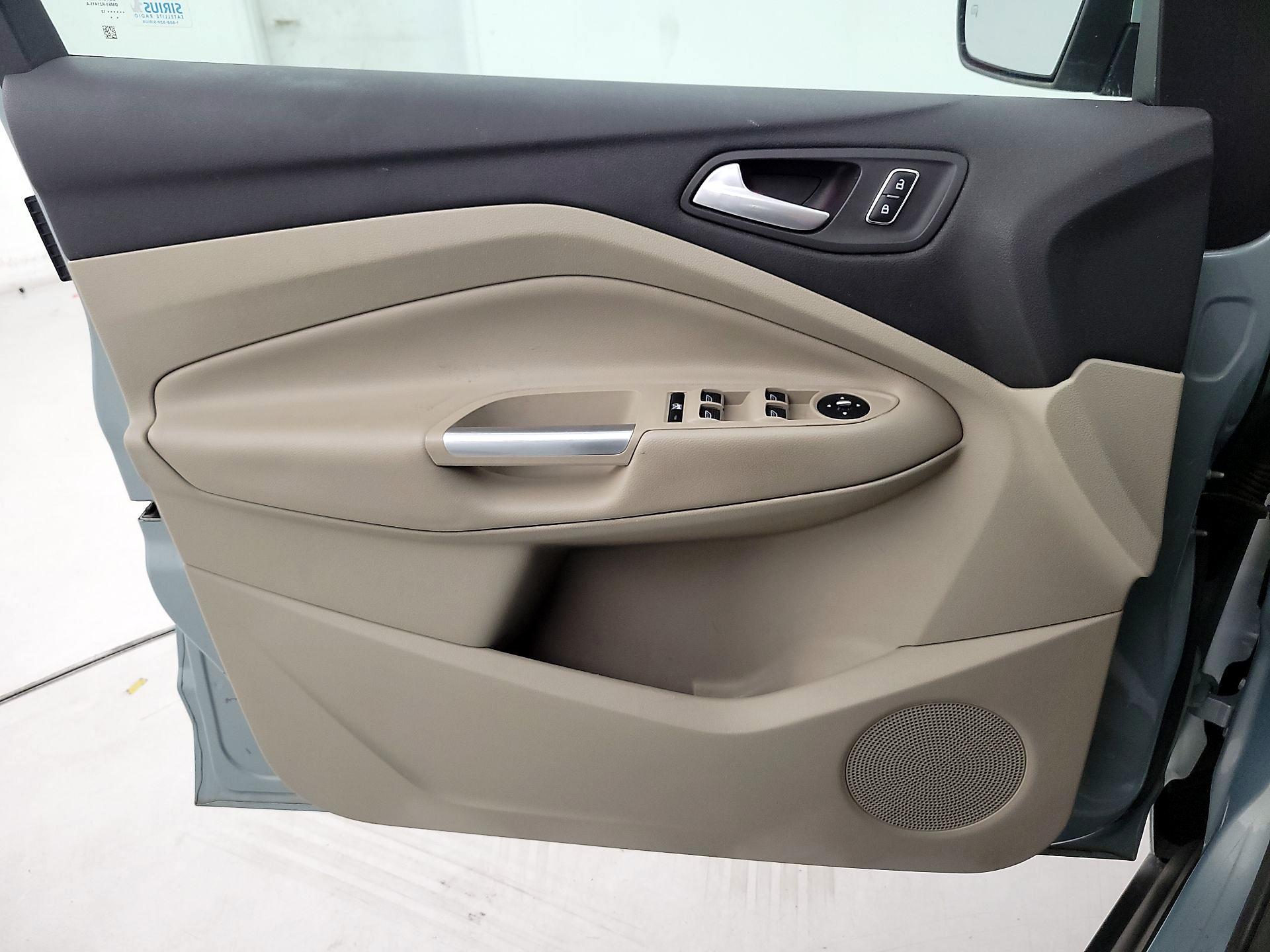 Thumbnail: 2013 Ford C-Max - 12