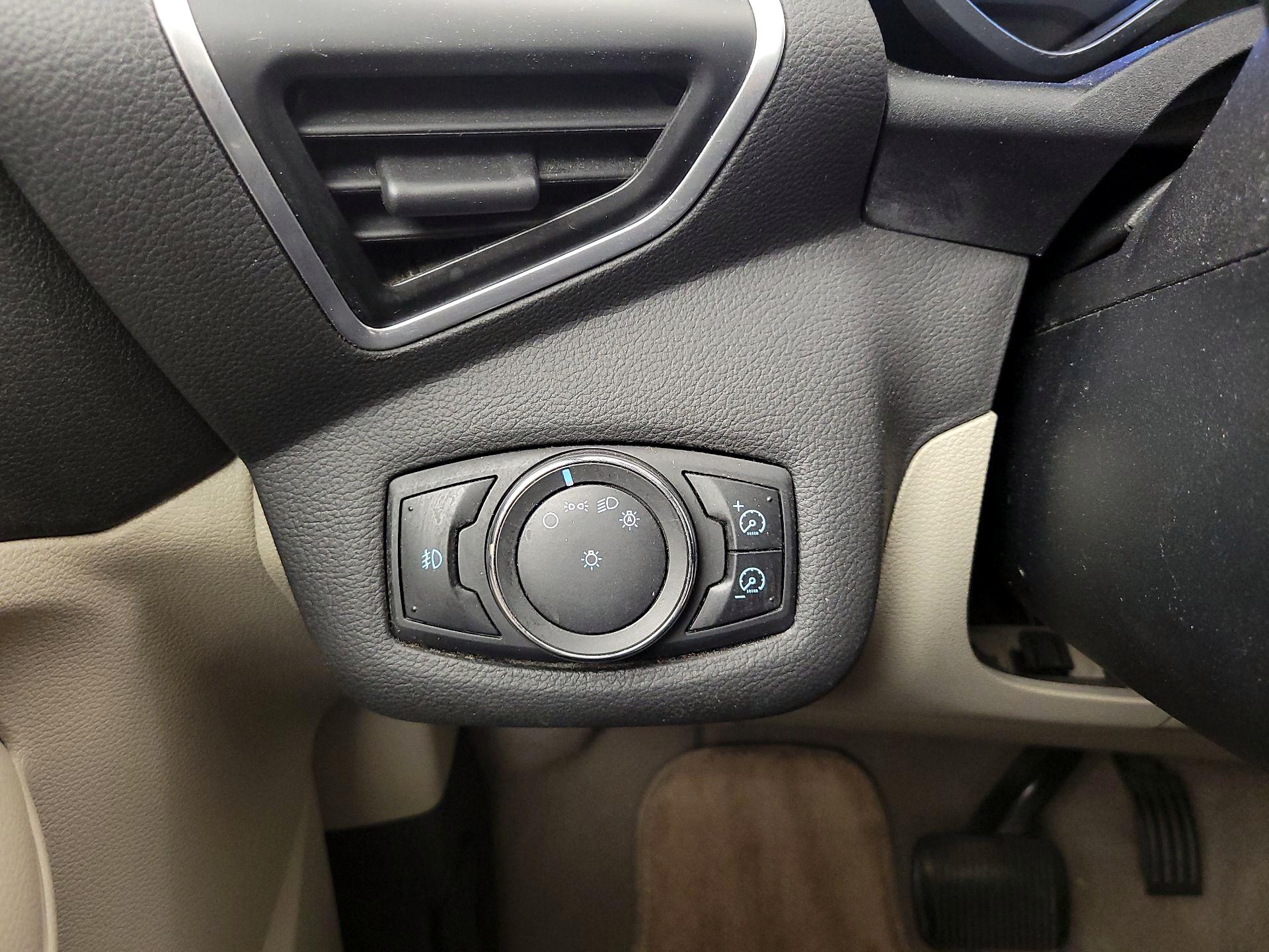 Thumbnail: 2013 Ford C-Max - 13