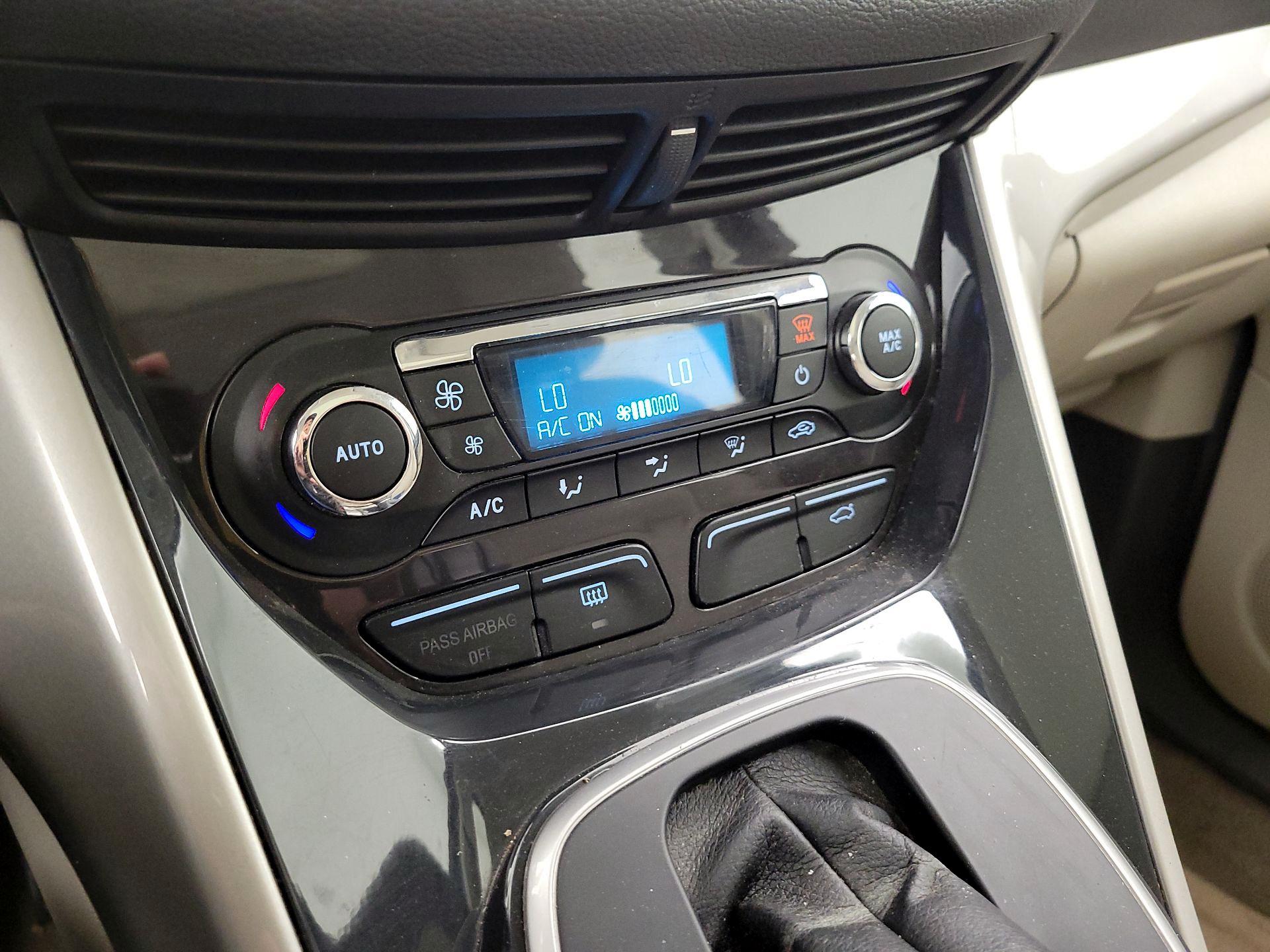Thumbnail: 2013 Ford C-Max - 16